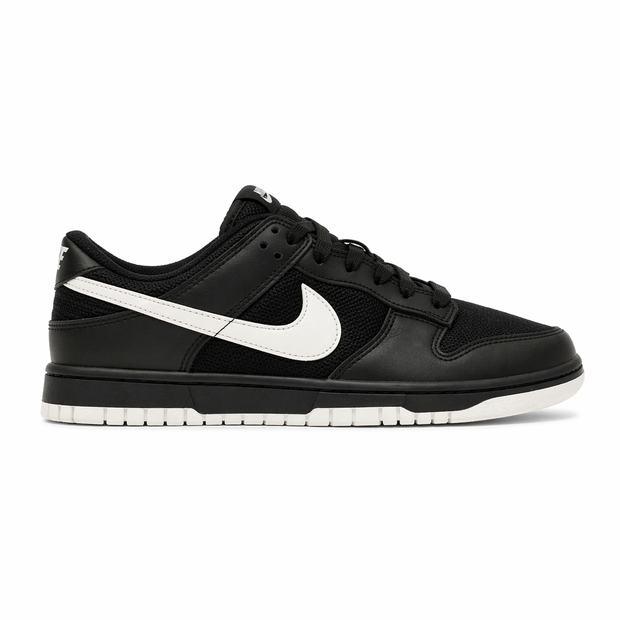 Nike SB Dunk Low Jumbo Reverse Panda Preto Branco
