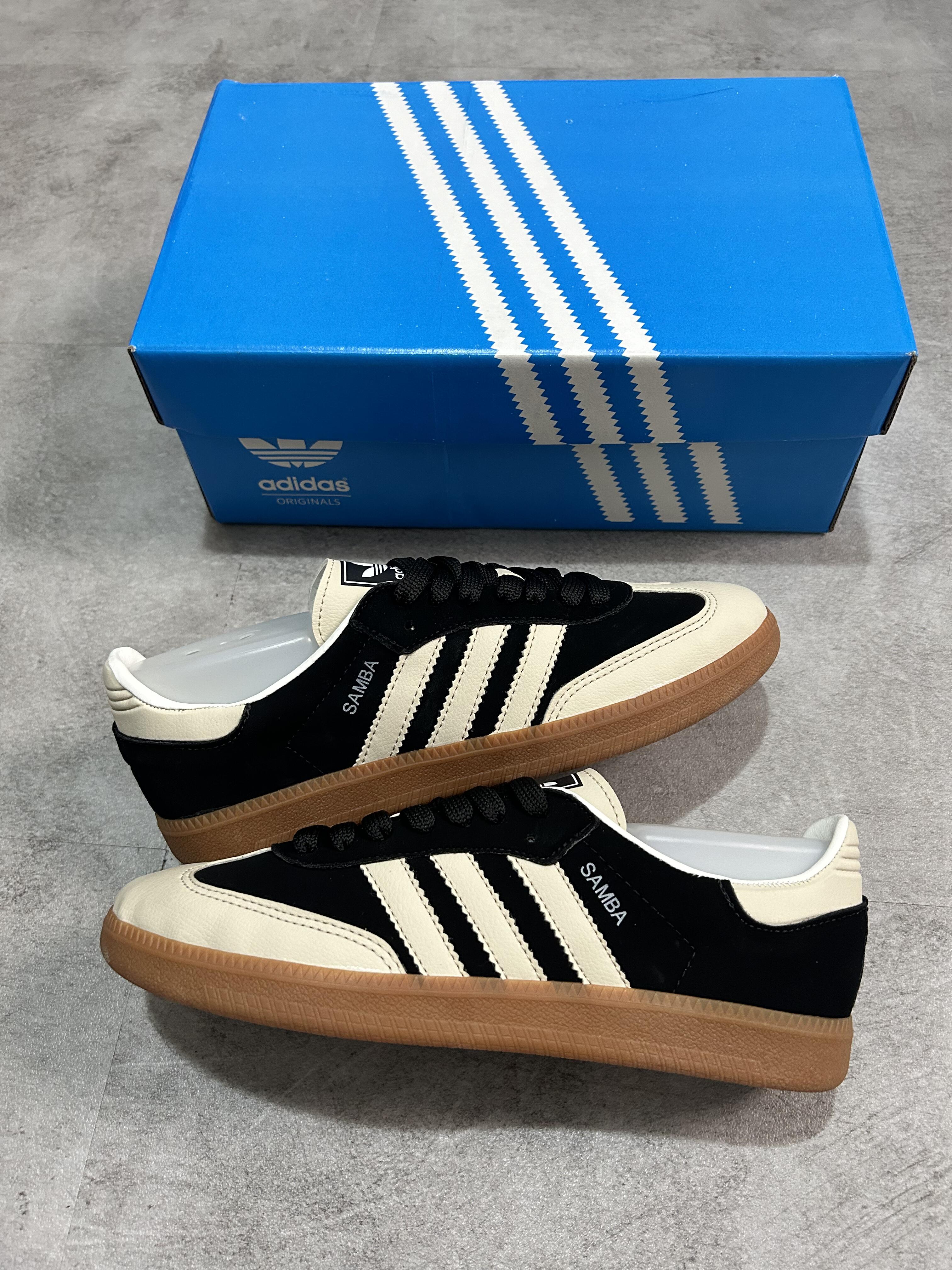 Adidas Samba OG  - Black Wonder White Gum