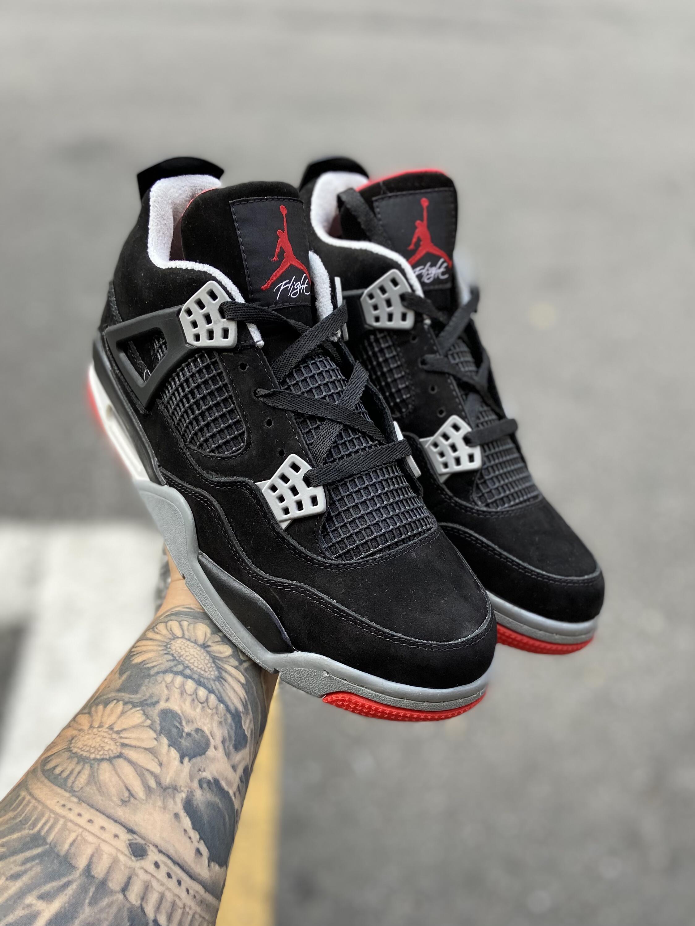 Air Jordan 4 - Bred Reimagined