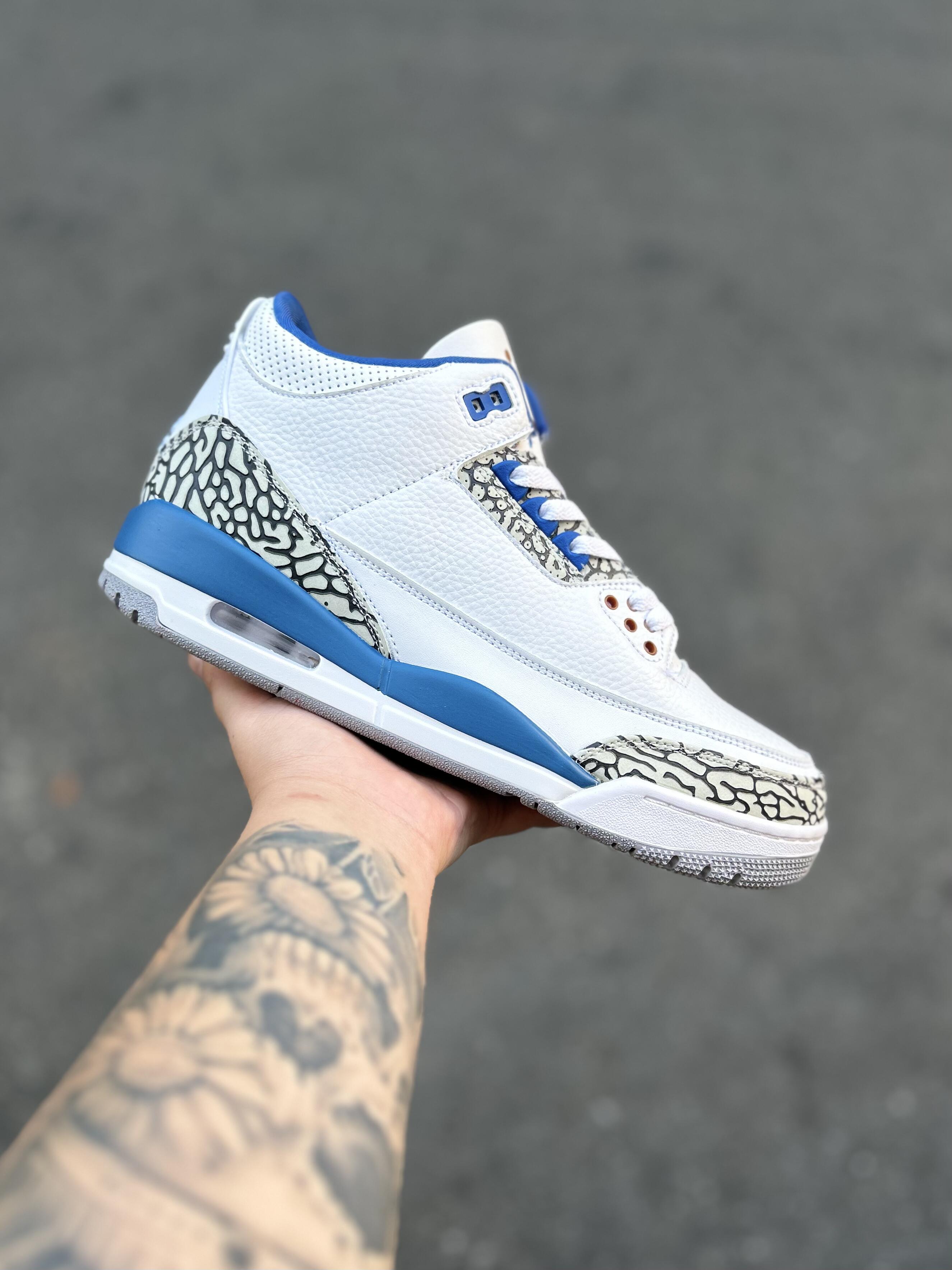 Air Jordan 3 Retro - Racer Blue