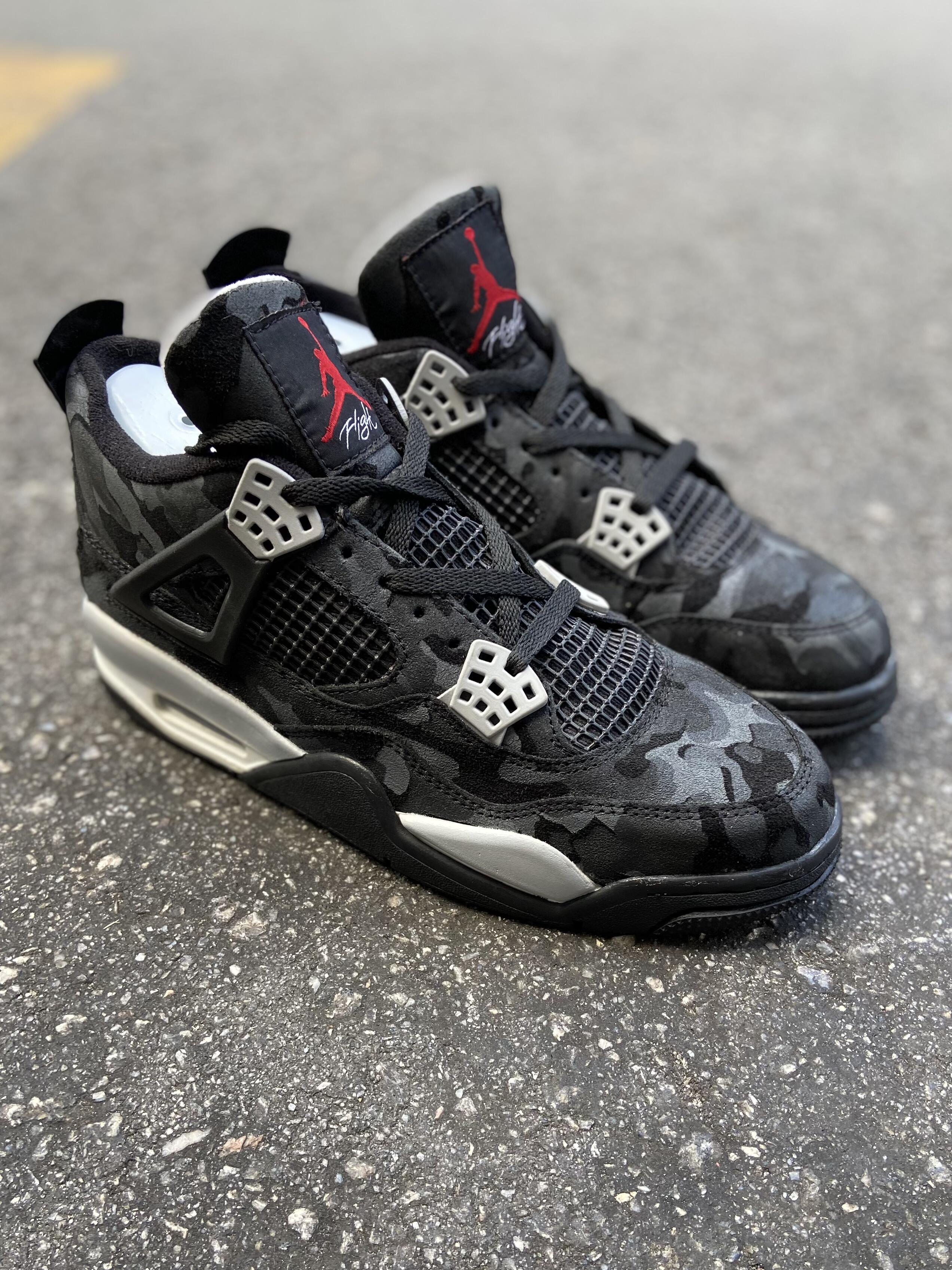 Air Jordan 4 - Black Camo