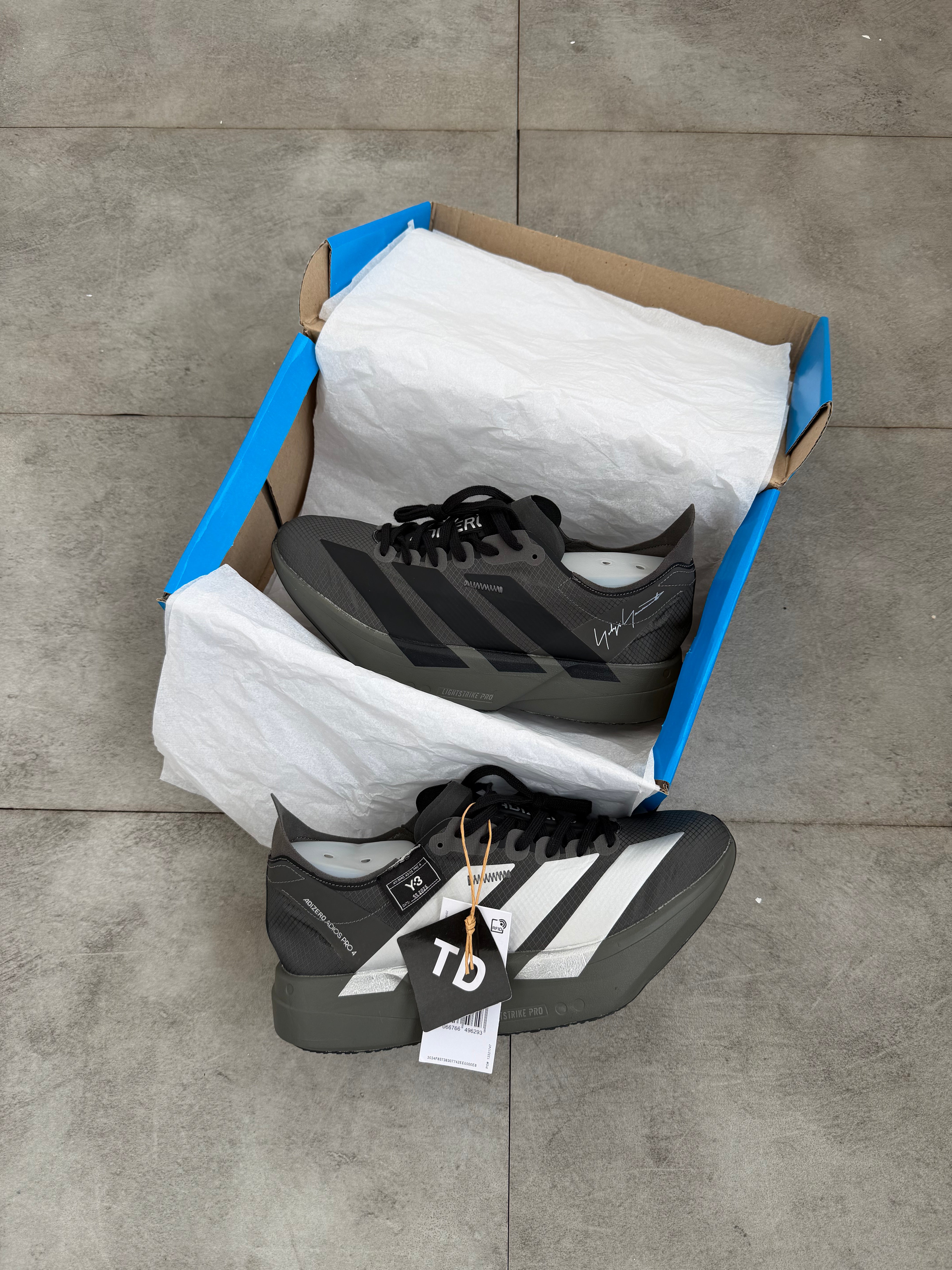 Y-3 x Adidas Adizero Adios Pro 4 – Black / White