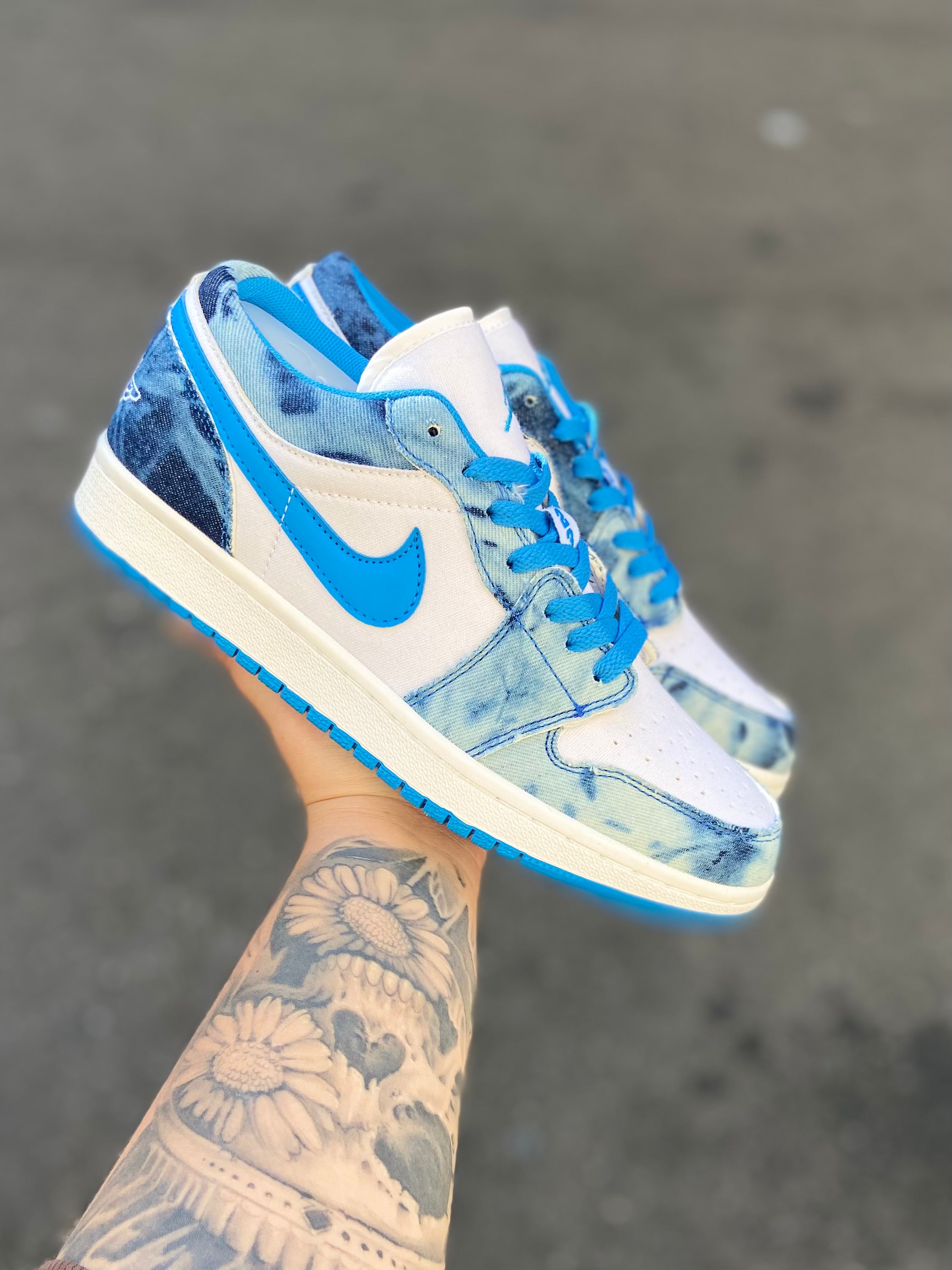 Air Jordan 1 Low SE - Tie-Dye Blue