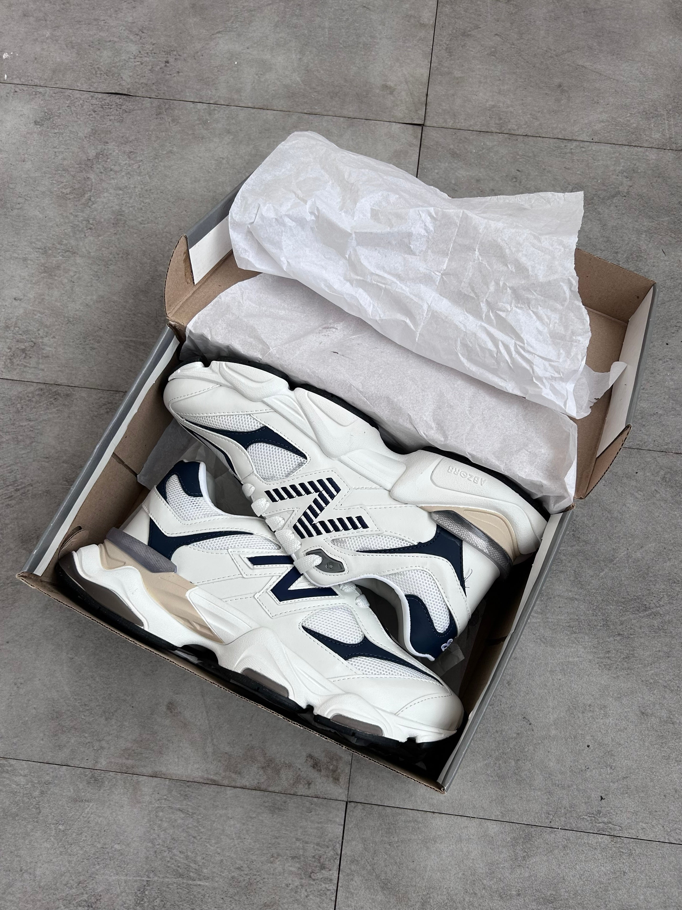 New Balance 9060 - White Navy