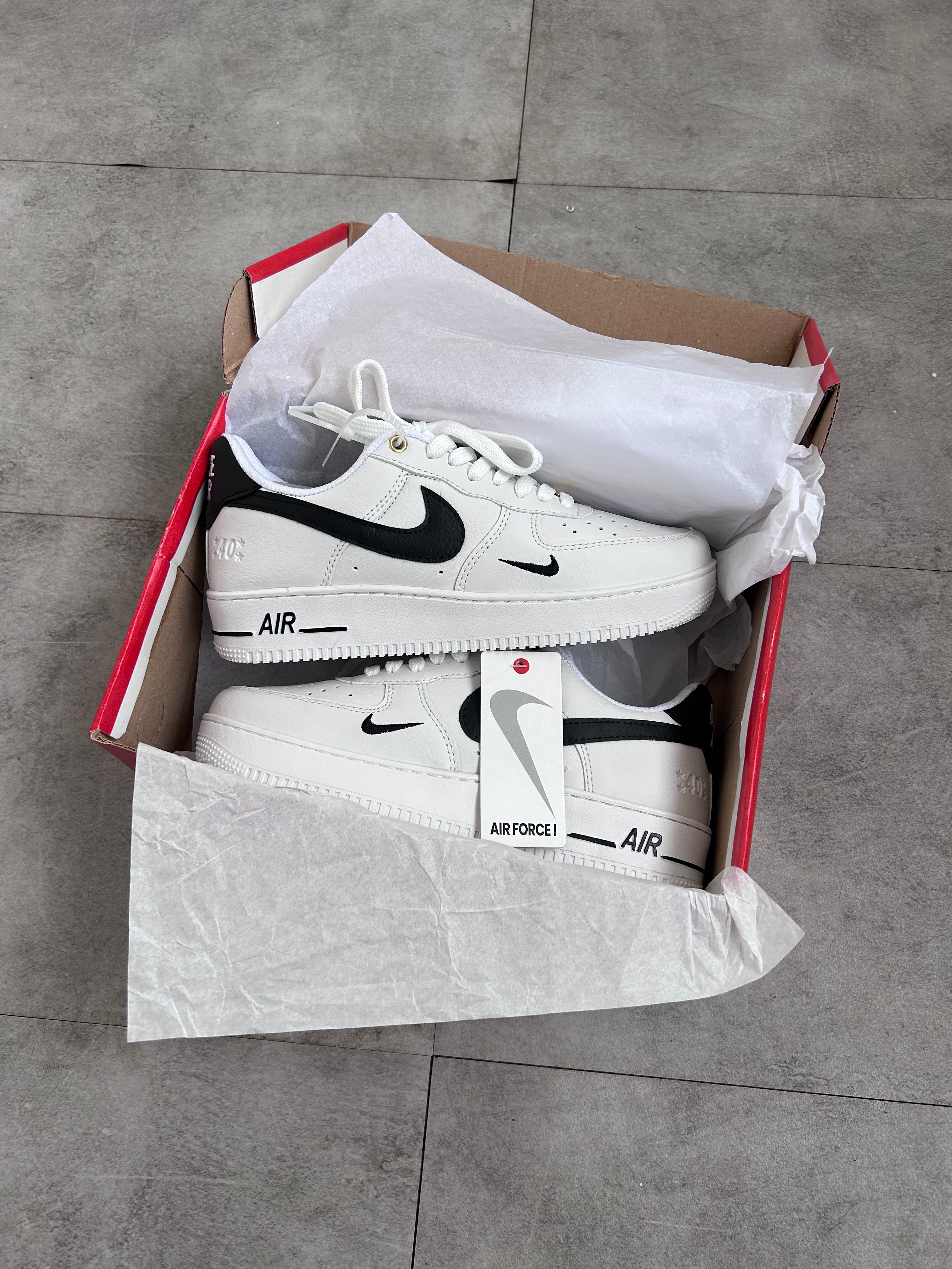 Nike Air Force 1 ’07 - White/Black Mini Swoosh