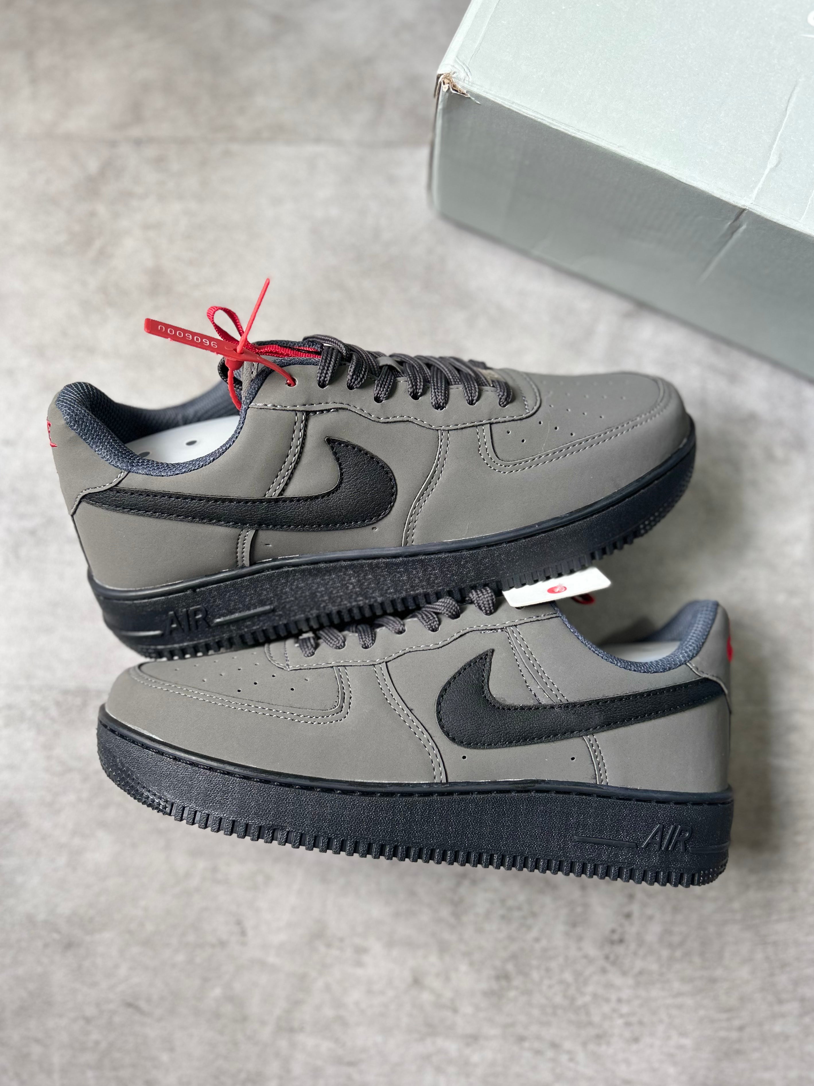 Nike Air Force 1 Low ’07 - Dark Smoke Grey/Black
