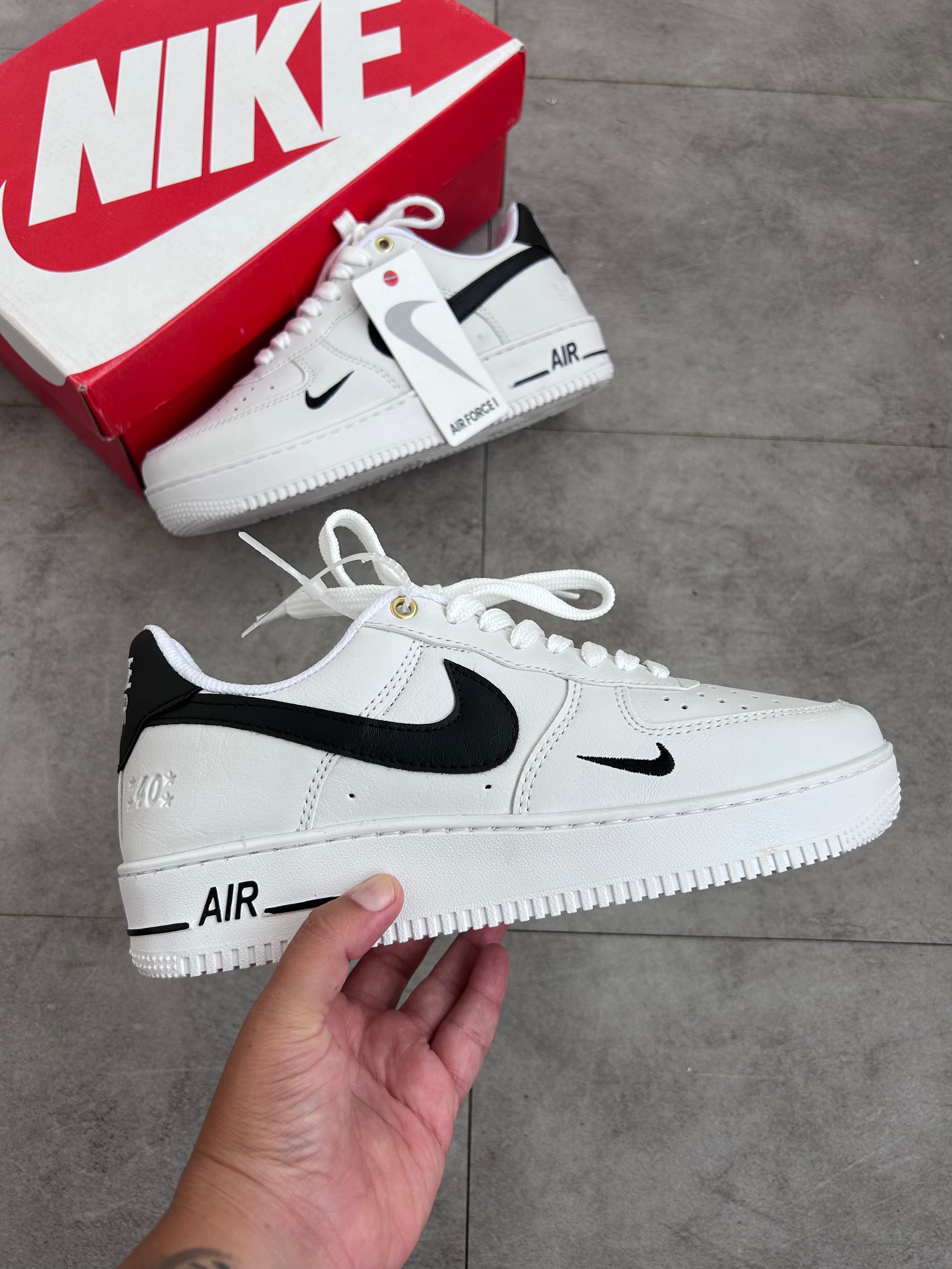Nike Air Force 1 ’07 - LV8 Mini Swoosh White/Black