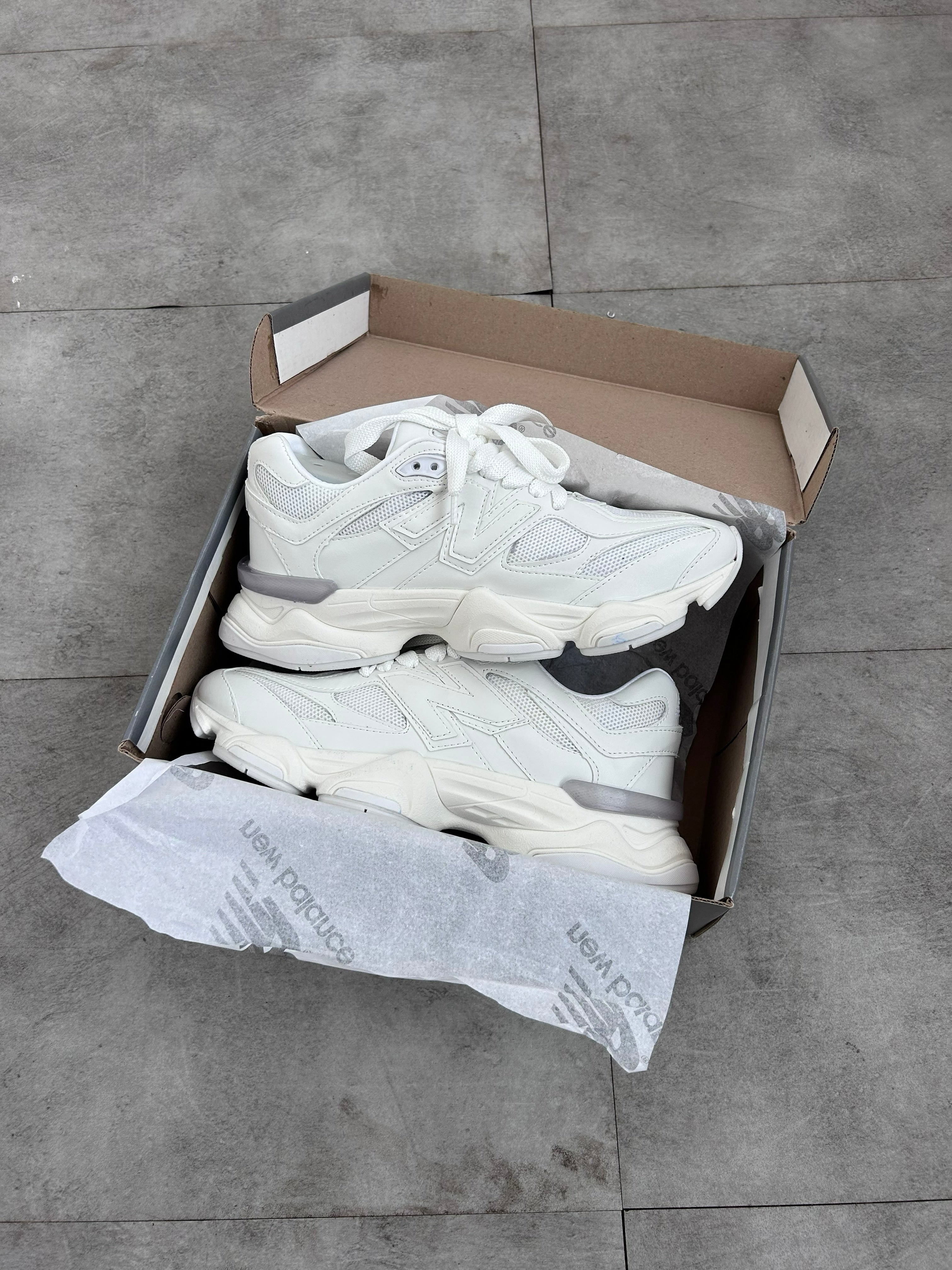 New Balance 530 - White Silver