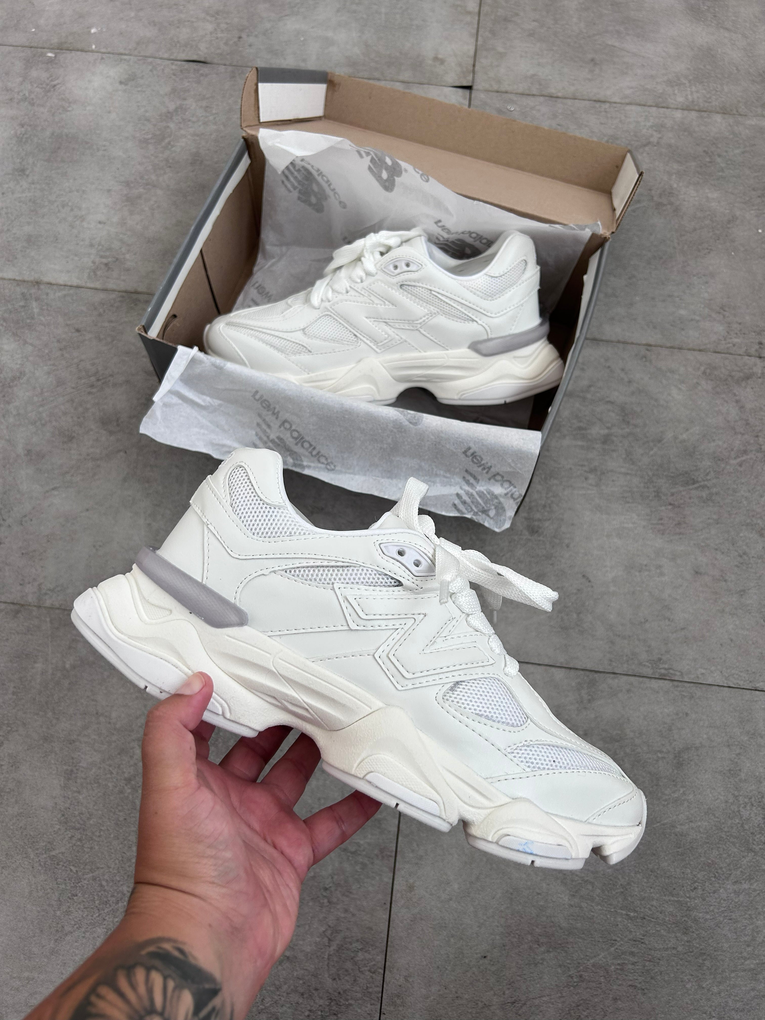 New Balance 530 - White Silver