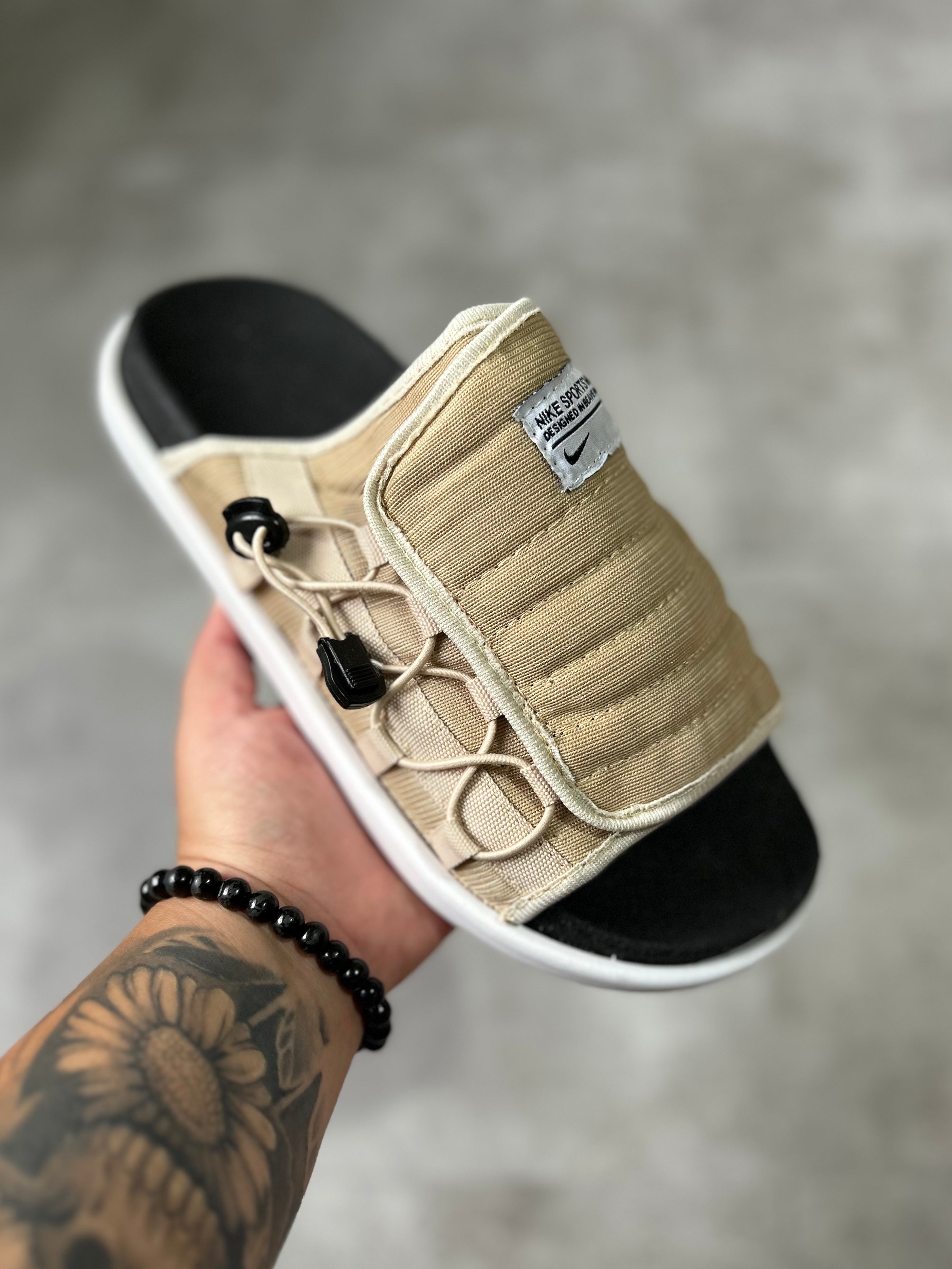 Nike Offline 2.0 – Sesame/Khaki
