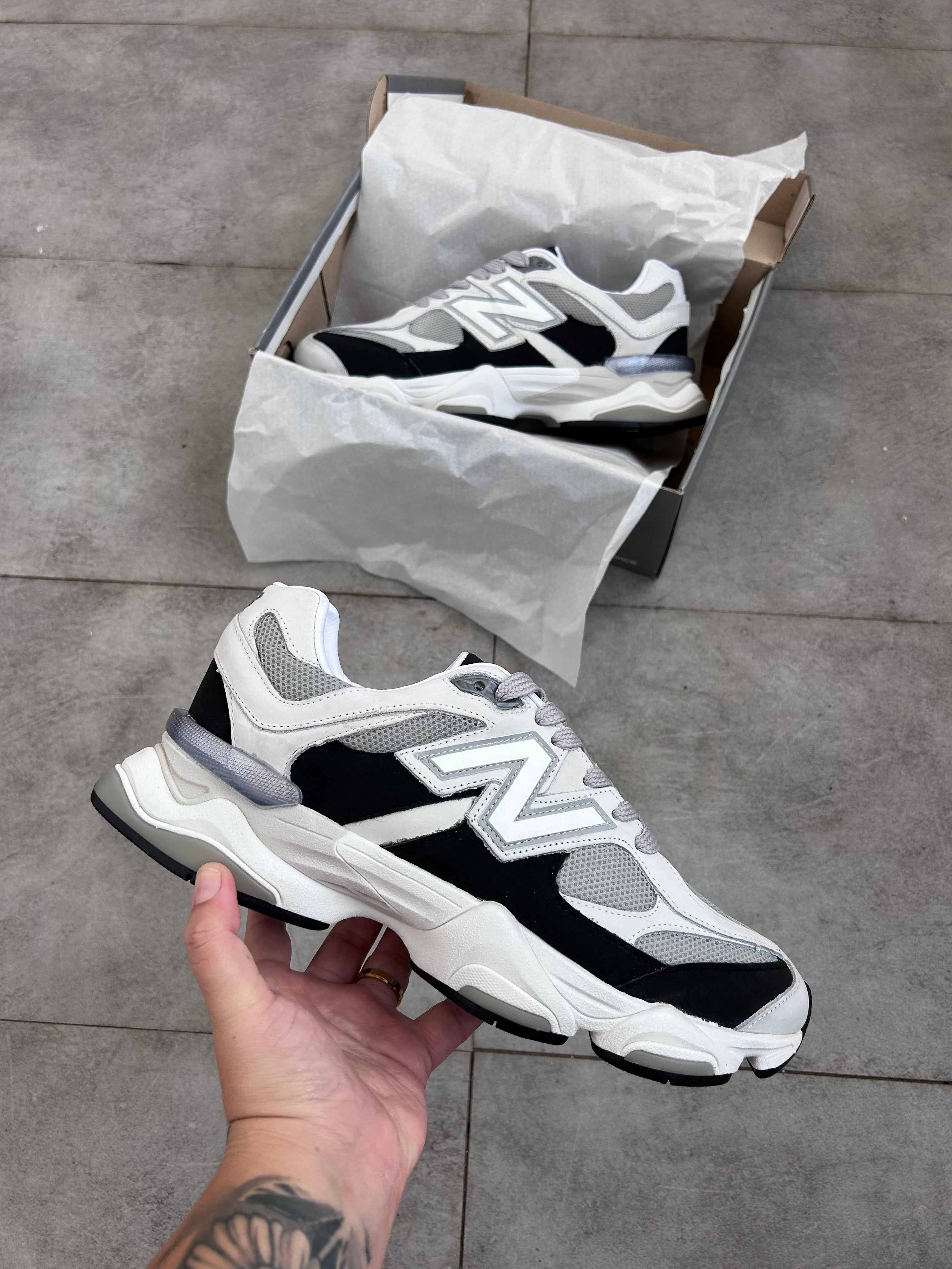New Balance 9060 - White Black Grey
