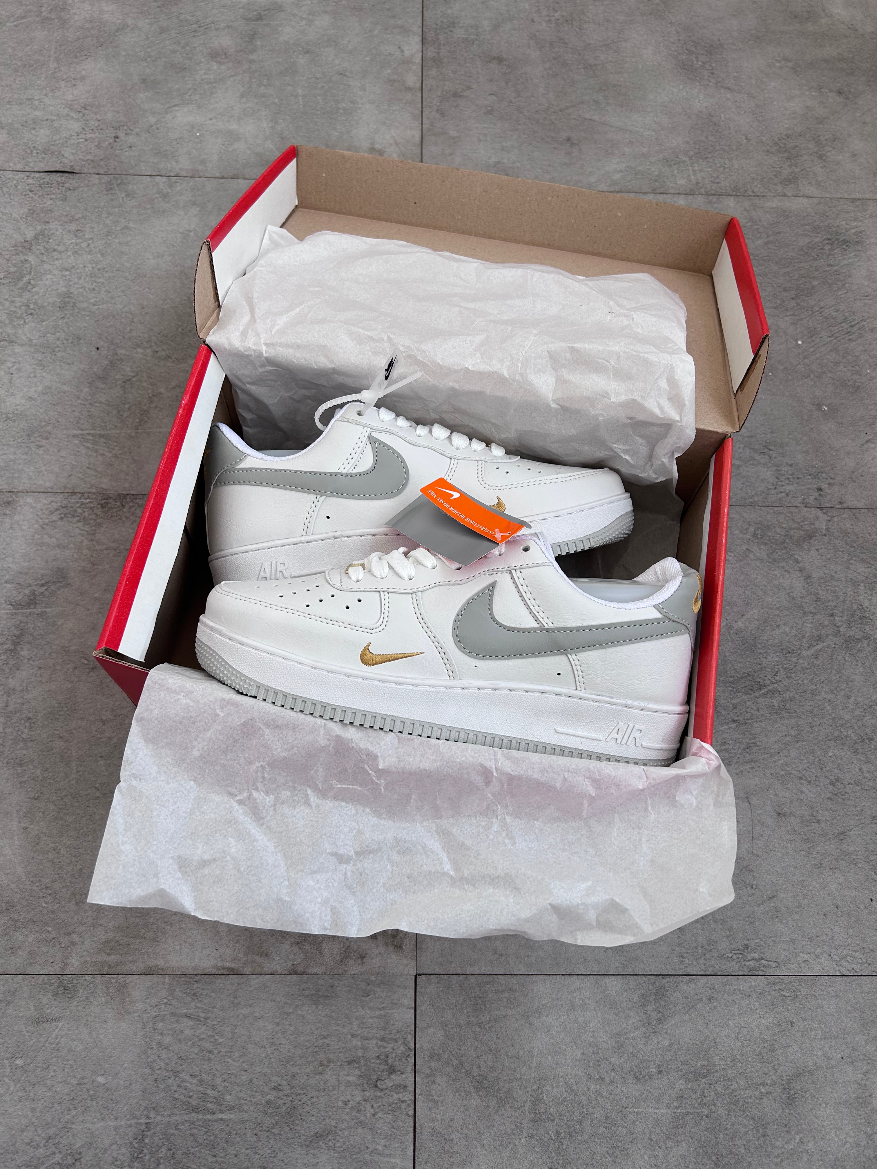Nike Air Force 1 Low - Mini Jewel White Light Bone