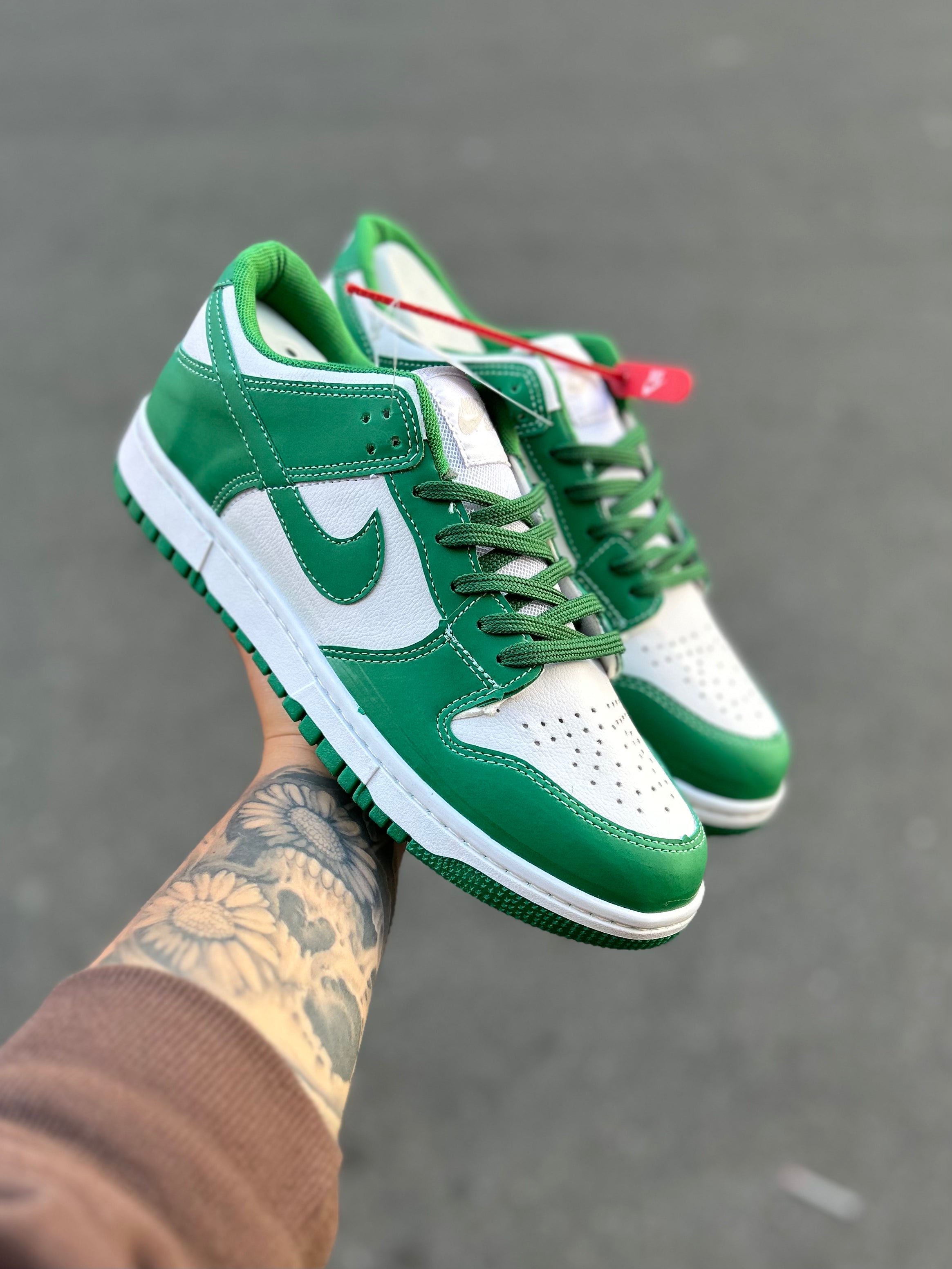 Nike Dunk Low - Green Glow