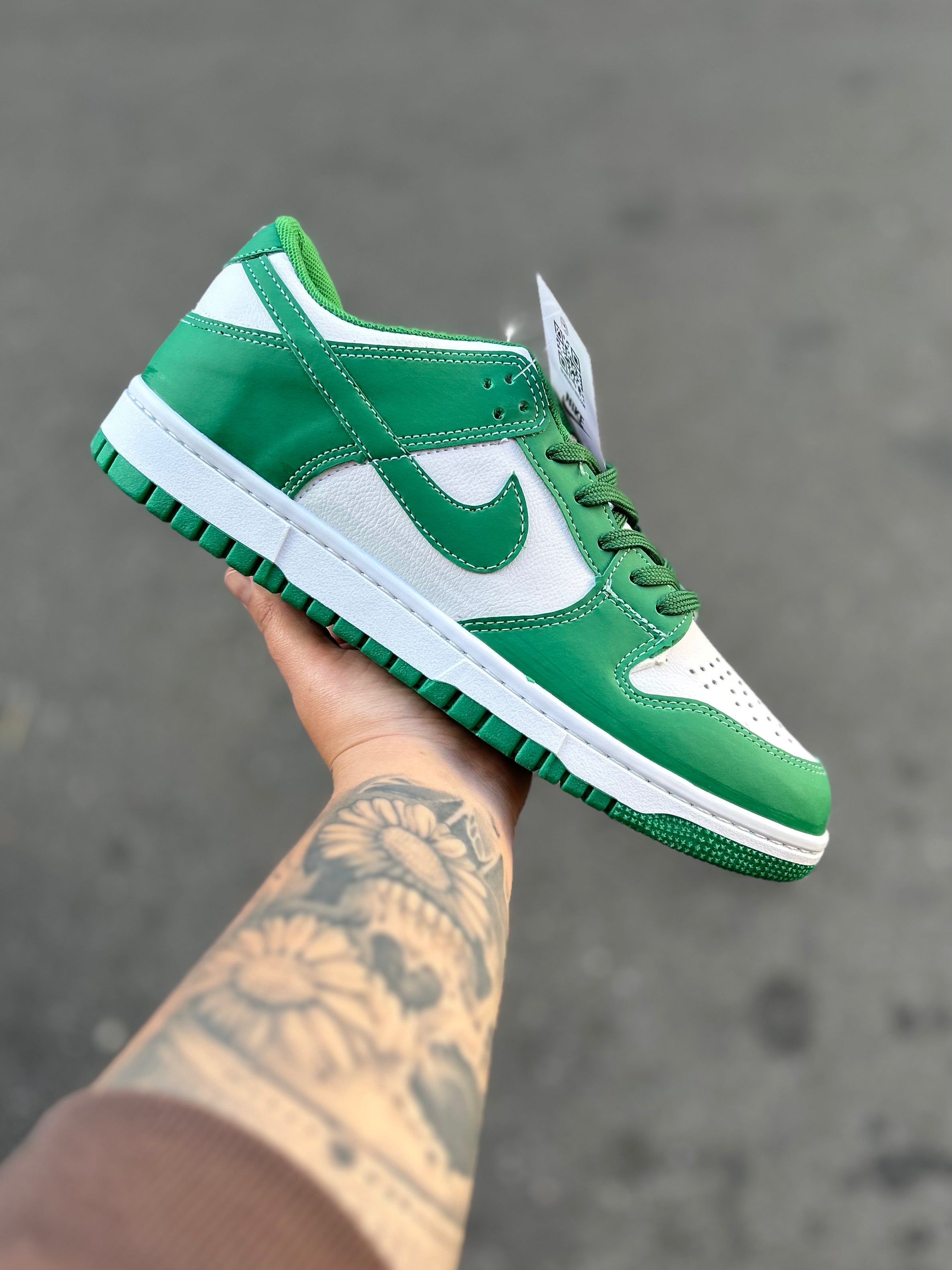 Nike Dunk Low - Green Glow