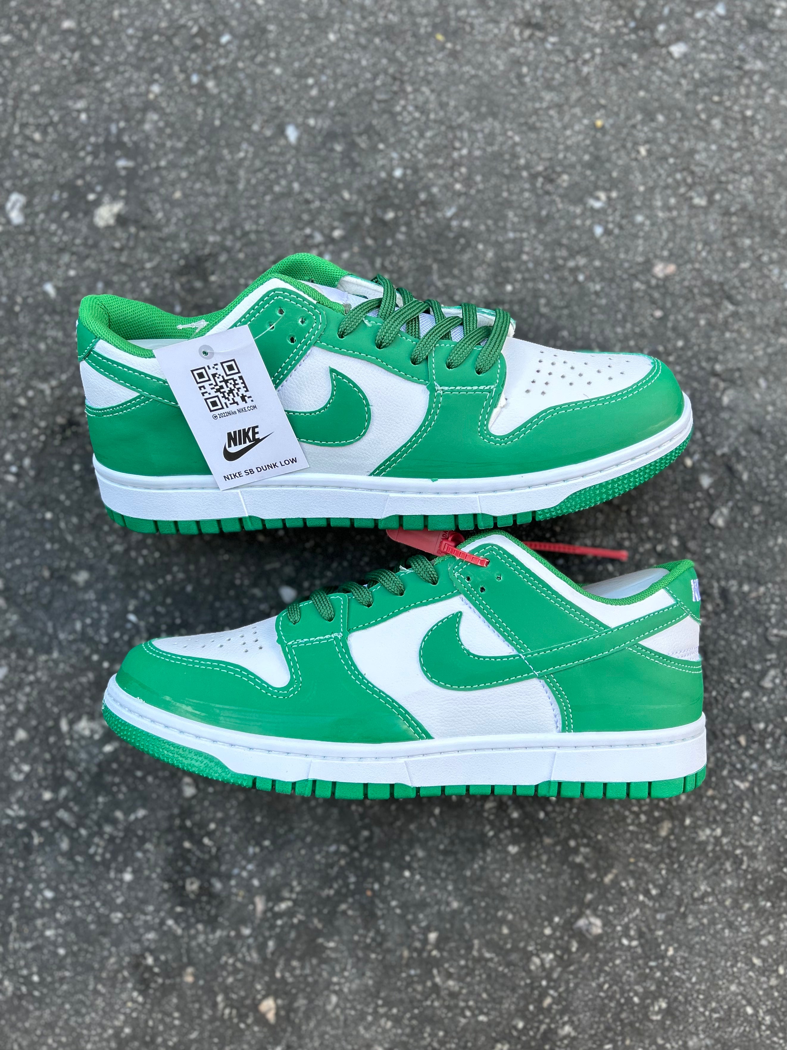 Nike Dunk Low - Green Glow