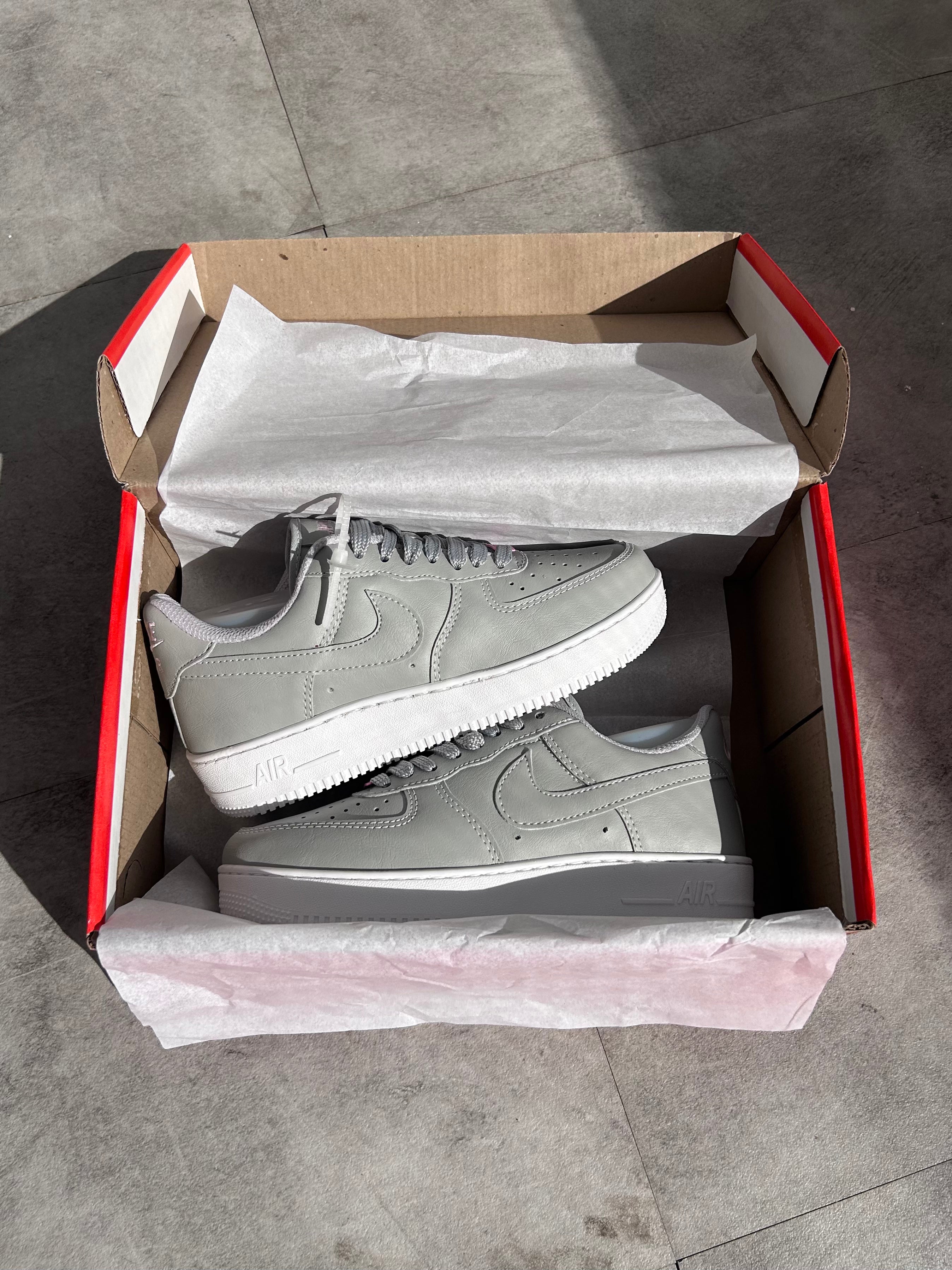 Nike Air Force 1 Low - Photon Dust Pink Foam