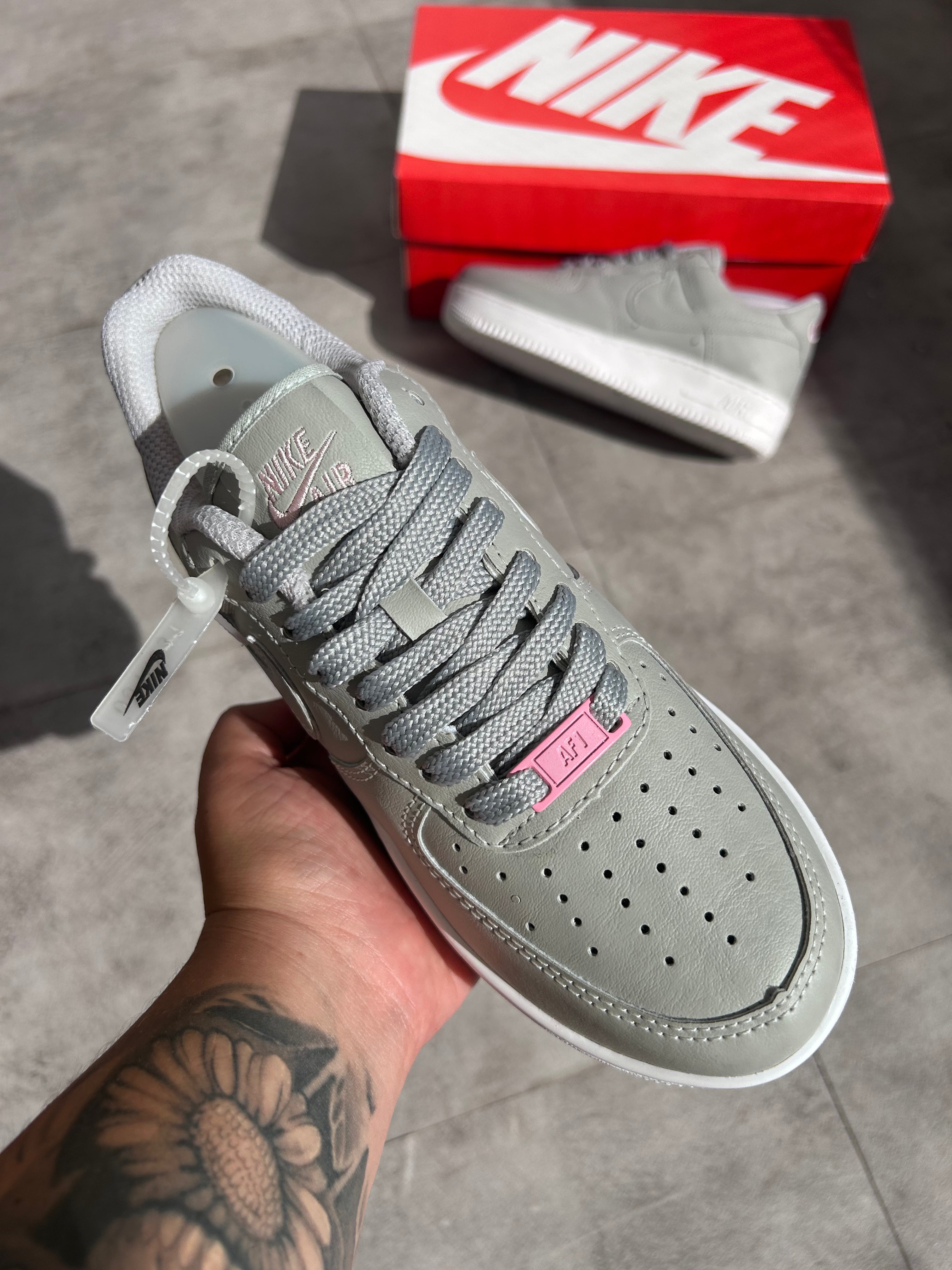 Nike Air Force 1 Low - Photon Dust Pink Foam