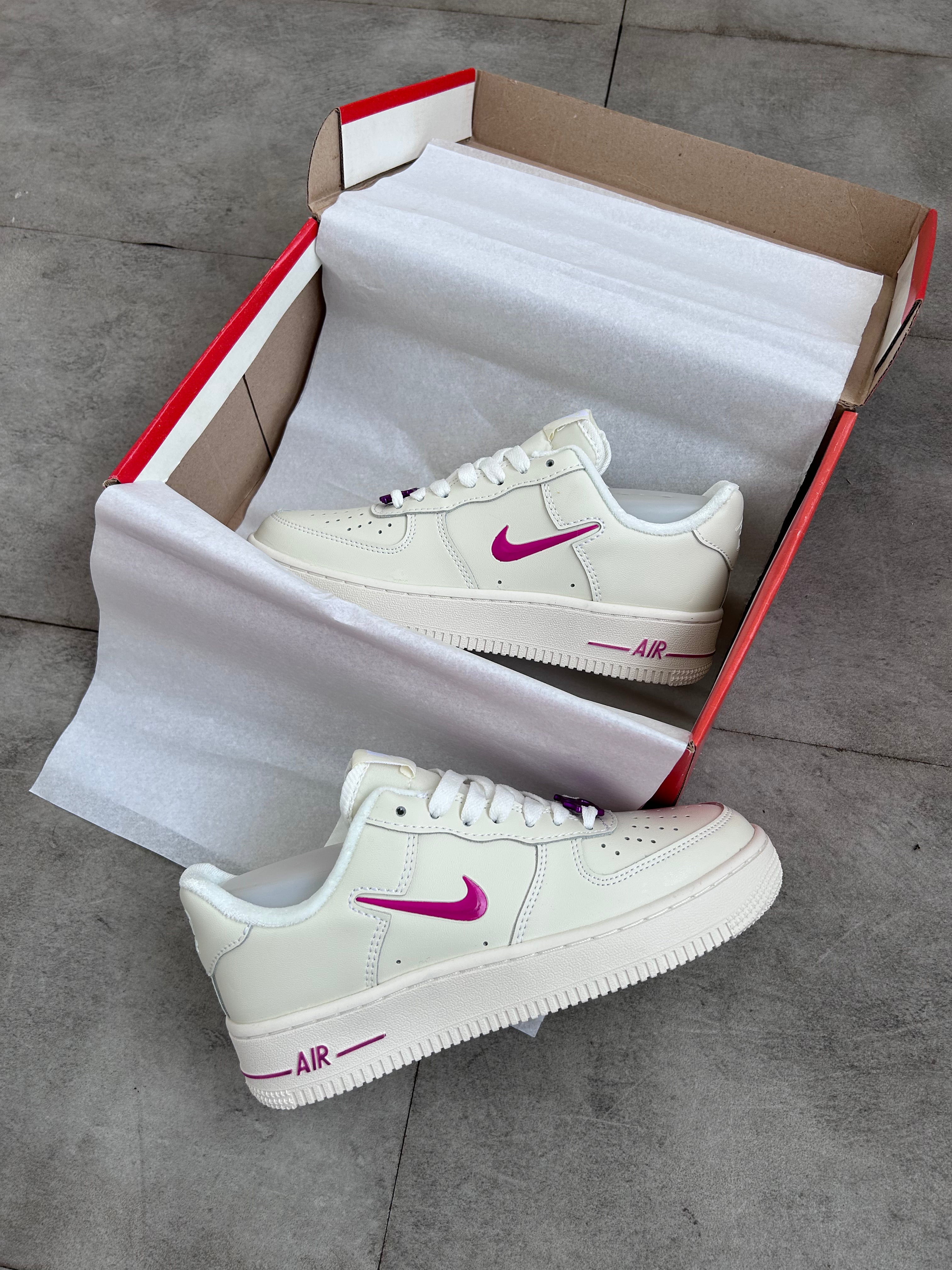 Nike Air Force 1 '07 - Low White Fuchsia