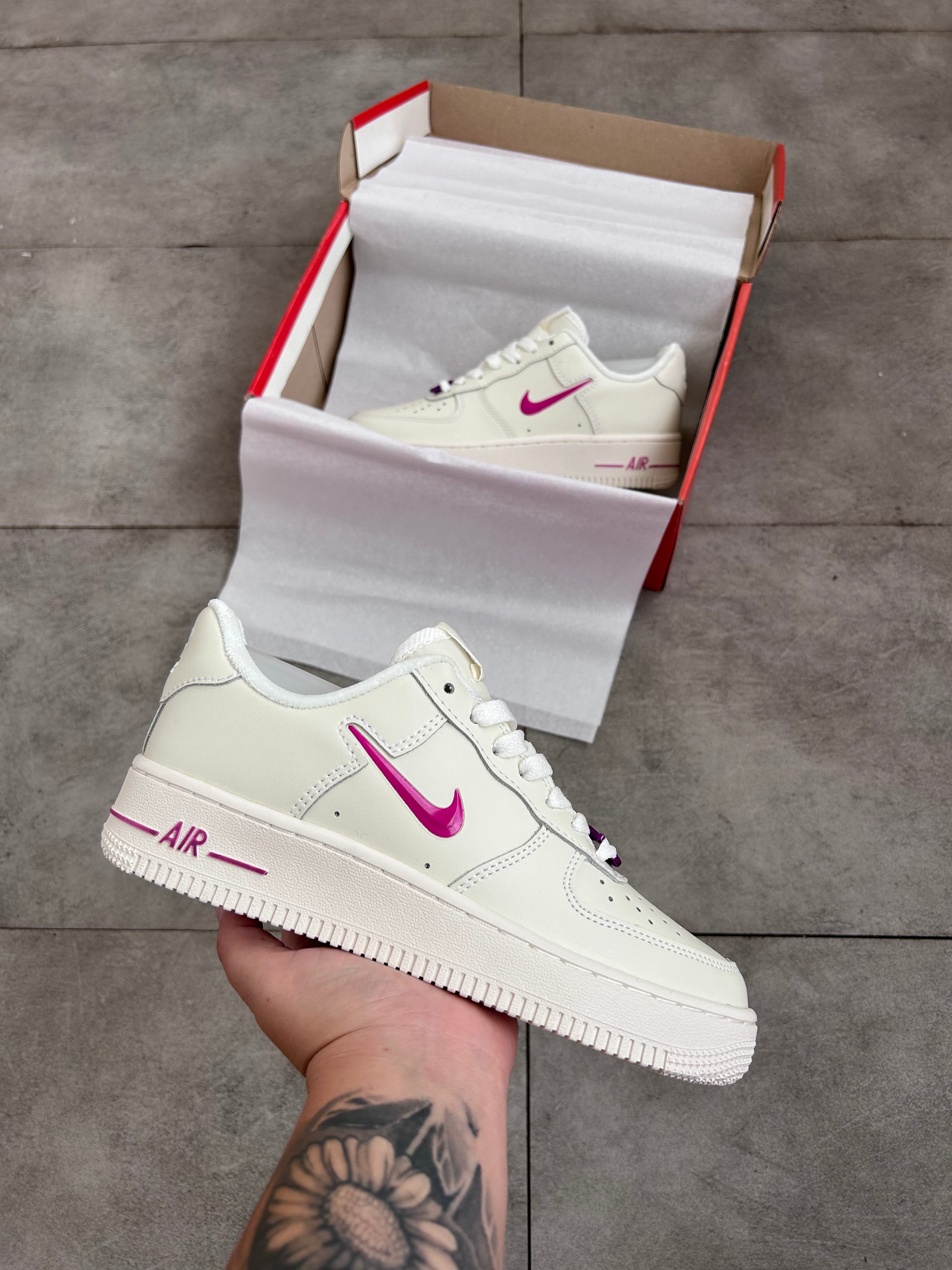 Nike Air Force 1 '07 - Low White Fuchsia