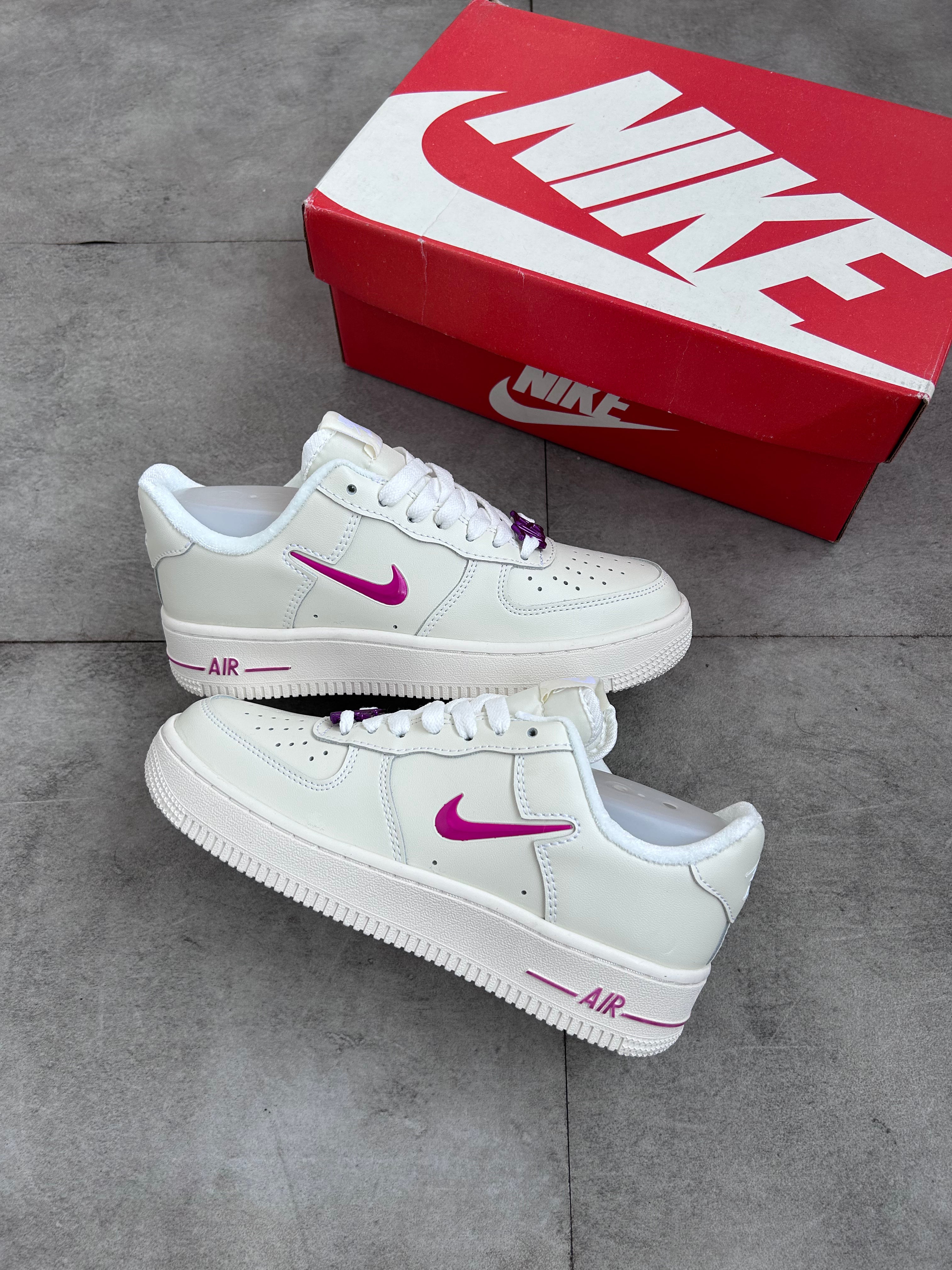 Nike Air Force 1 '07 - Low White Fuchsia