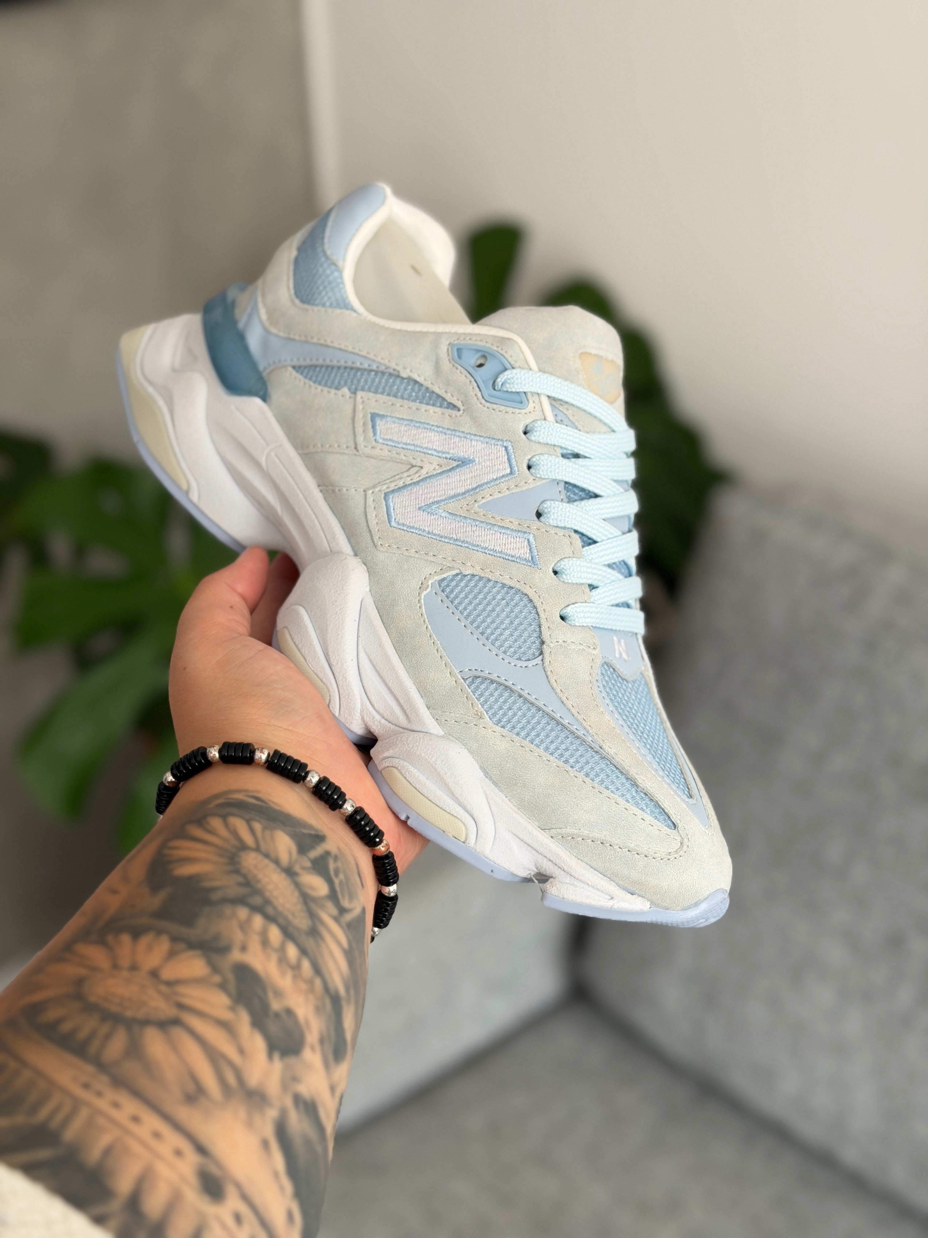 New Balance 9060 - White / Light Blue