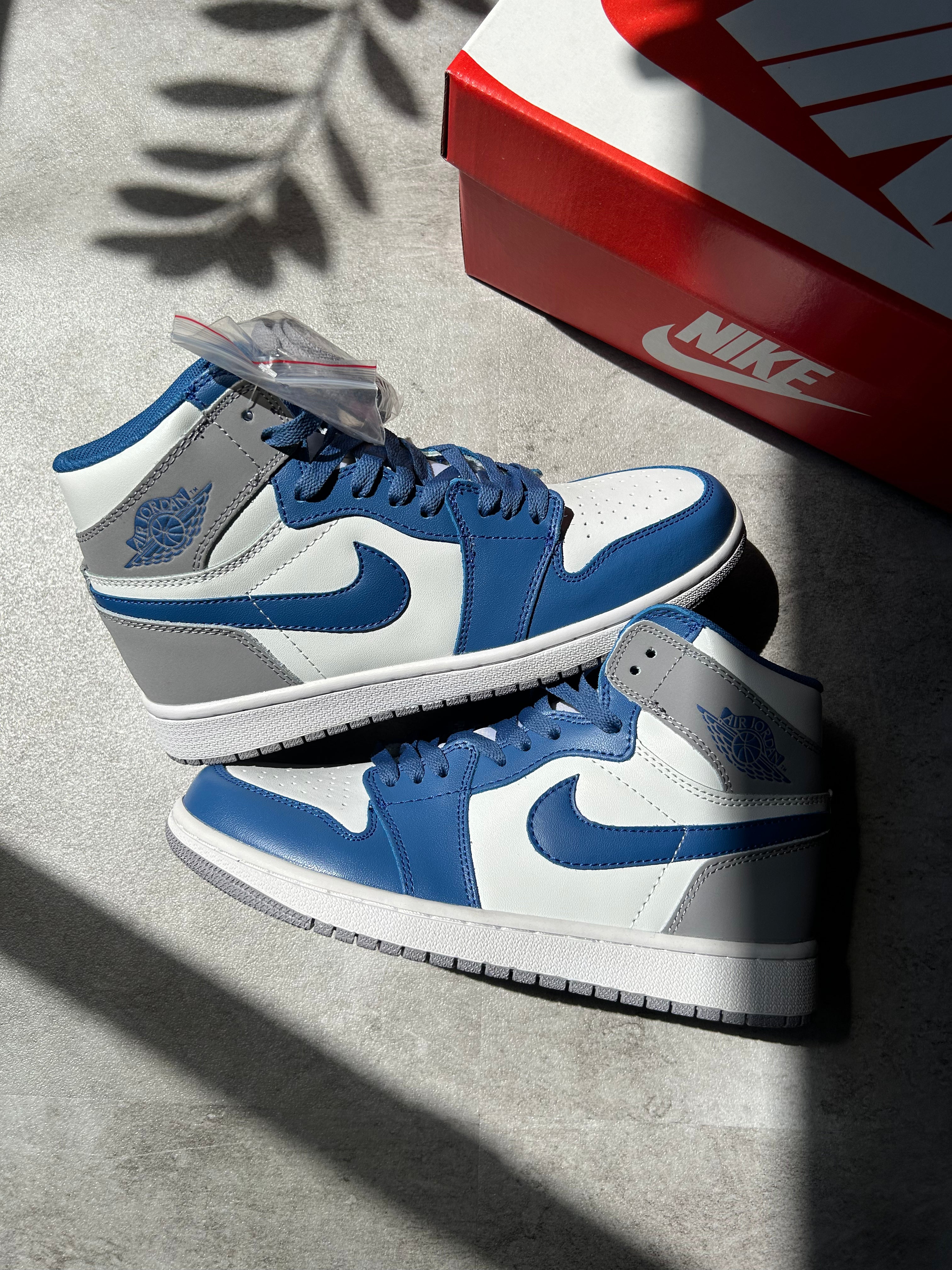 Air Jordan 1 Mid - Game Royal