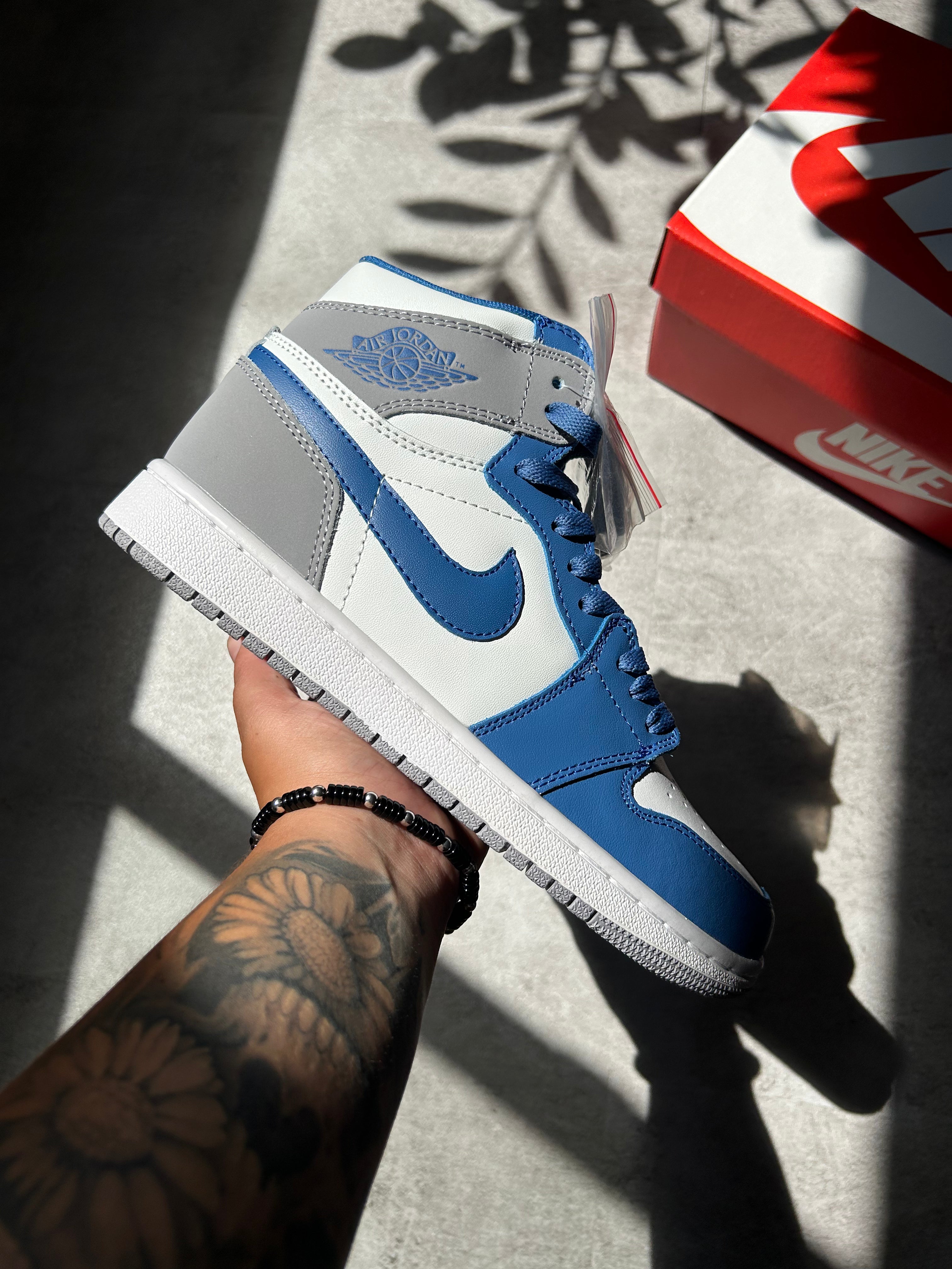 Air Jordan 1 Mid - Game Royal