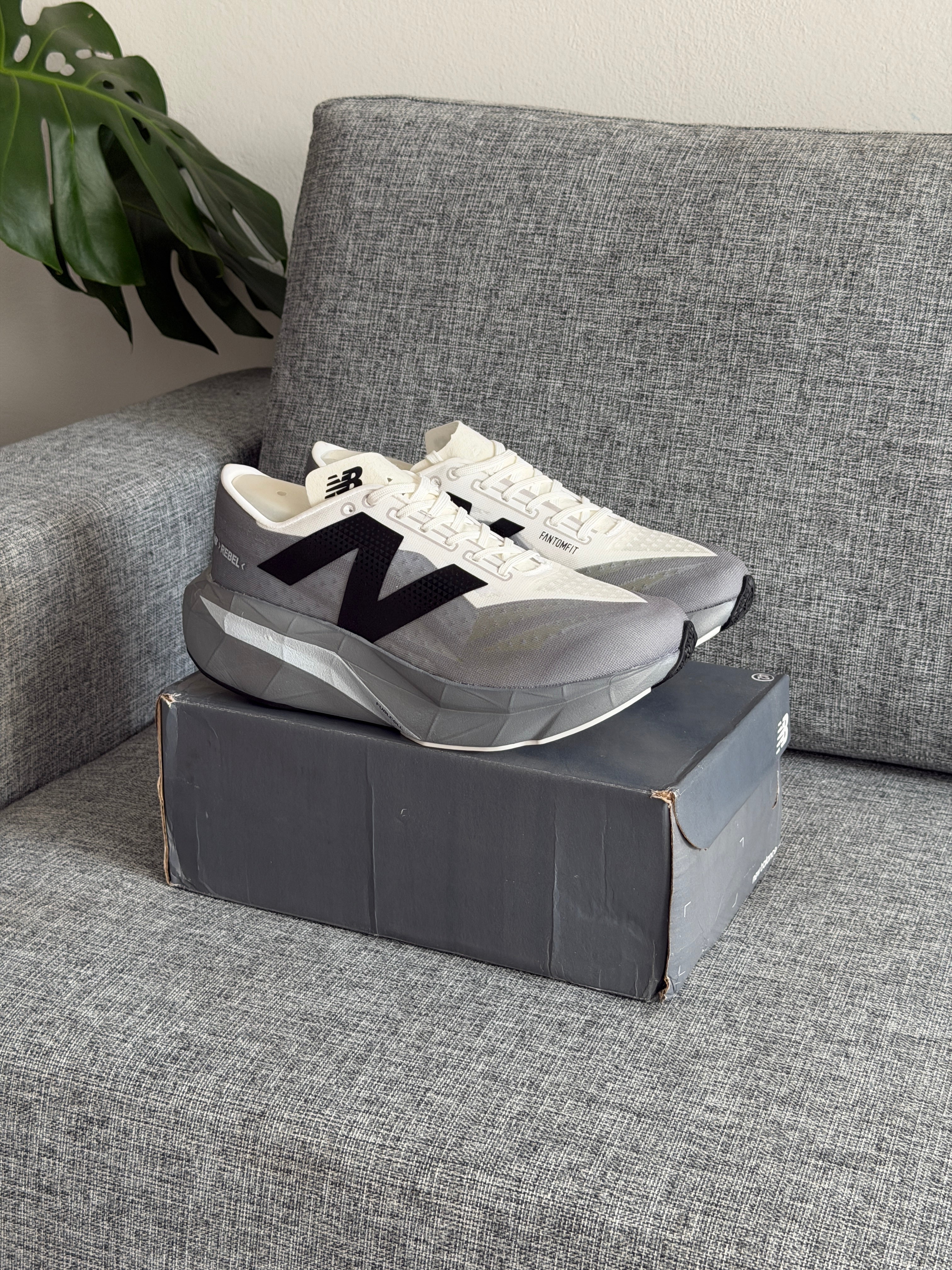 New Balance FuelCell SuperComp Elite v5 - Grey Matter