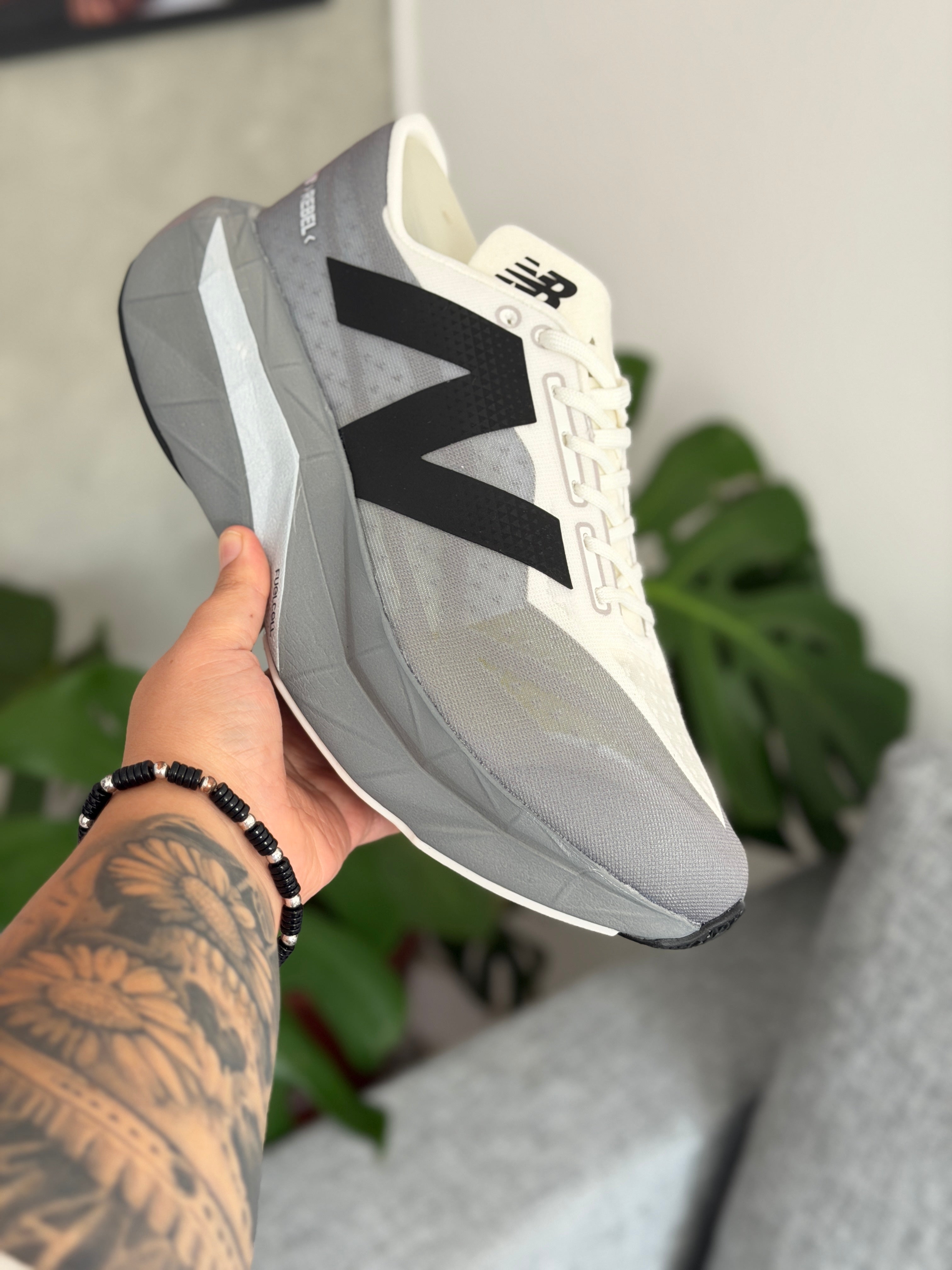 New Balance FuelCell SuperComp Elite v5 - Grey Matter