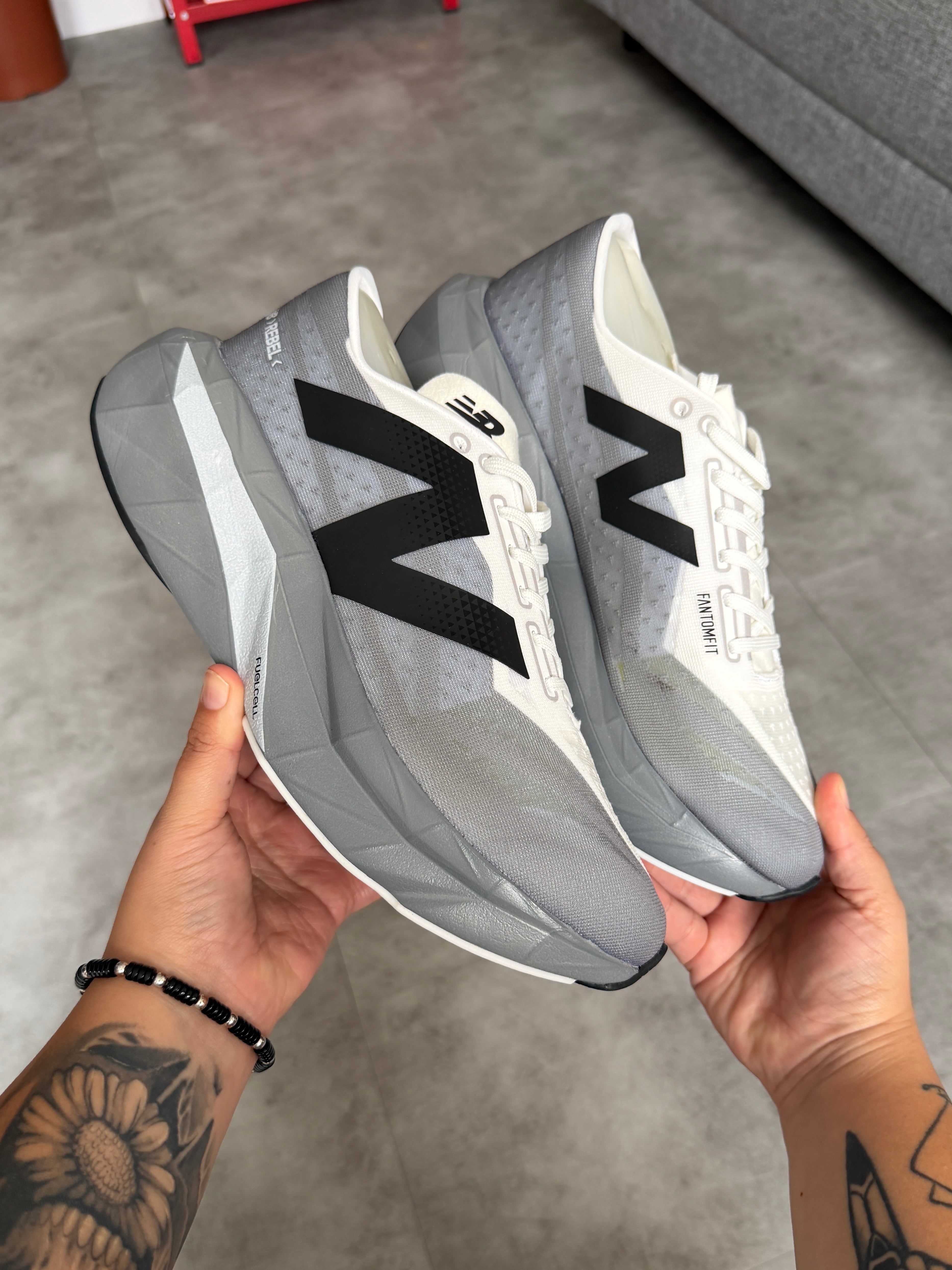 New Balance FuelCell SuperComp Elite v5 - Grey Matter