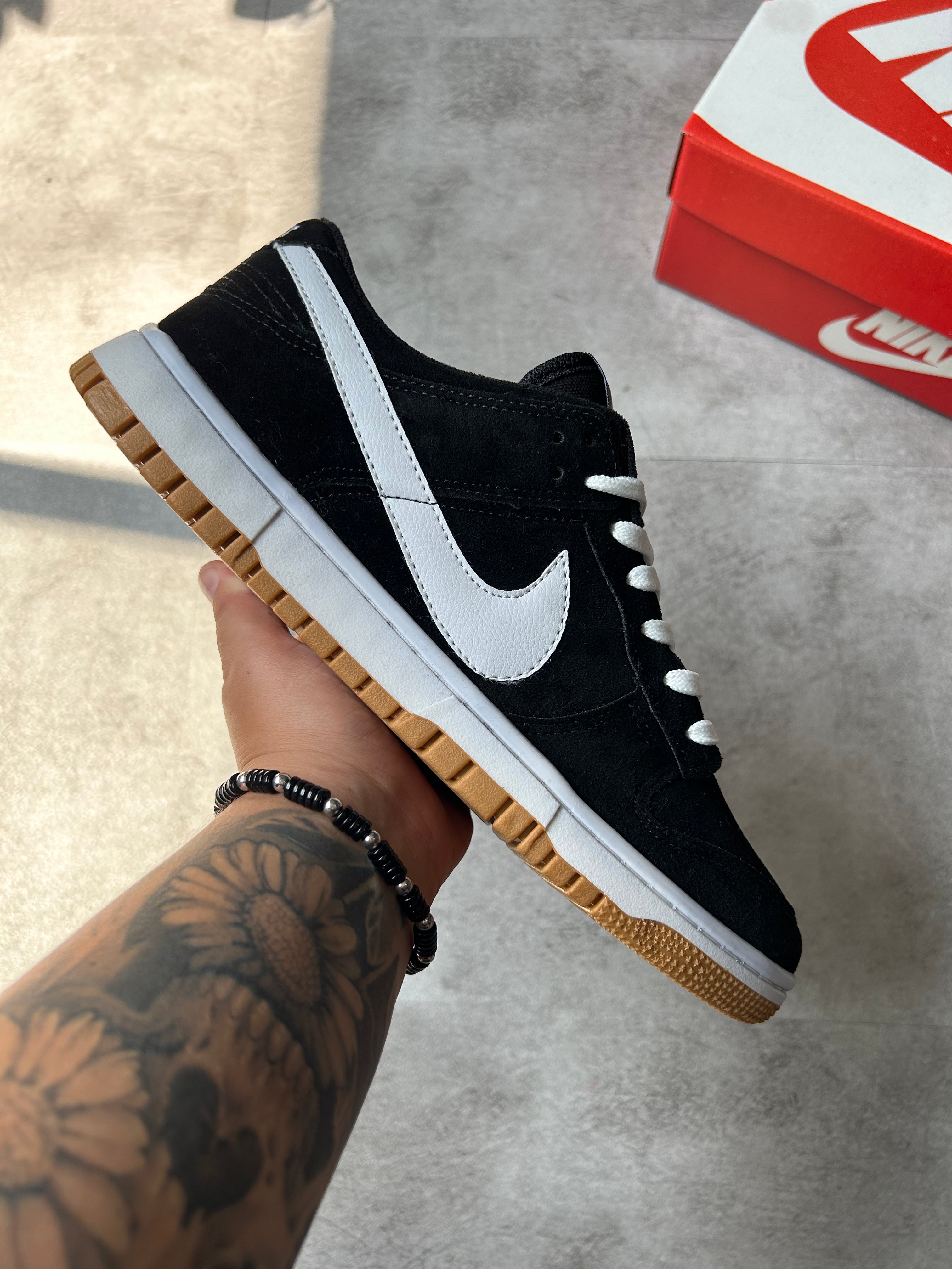 Nike SB Dunk Low Pro - Black Gum