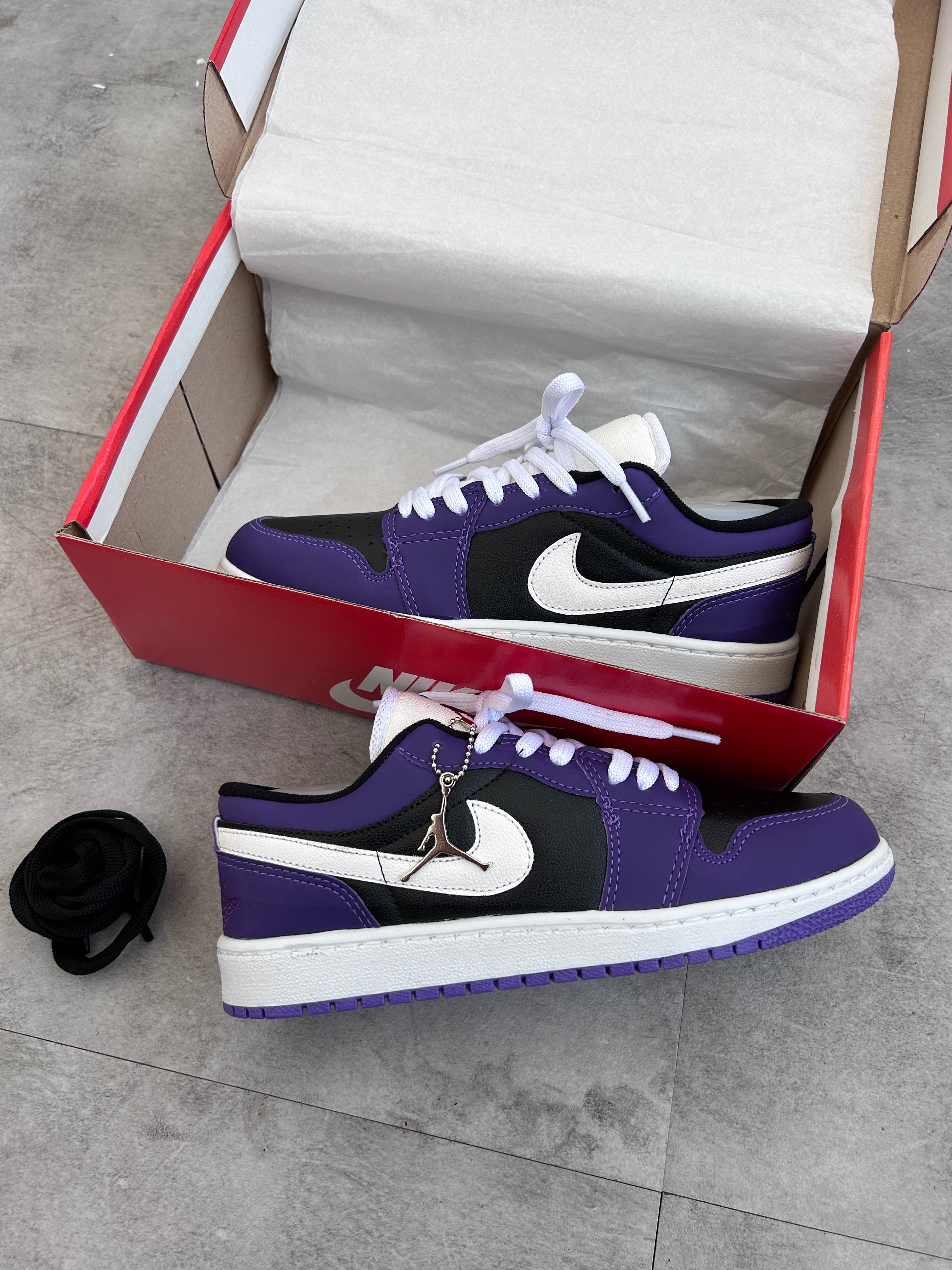 Air Jordan 1 Low Court Purple