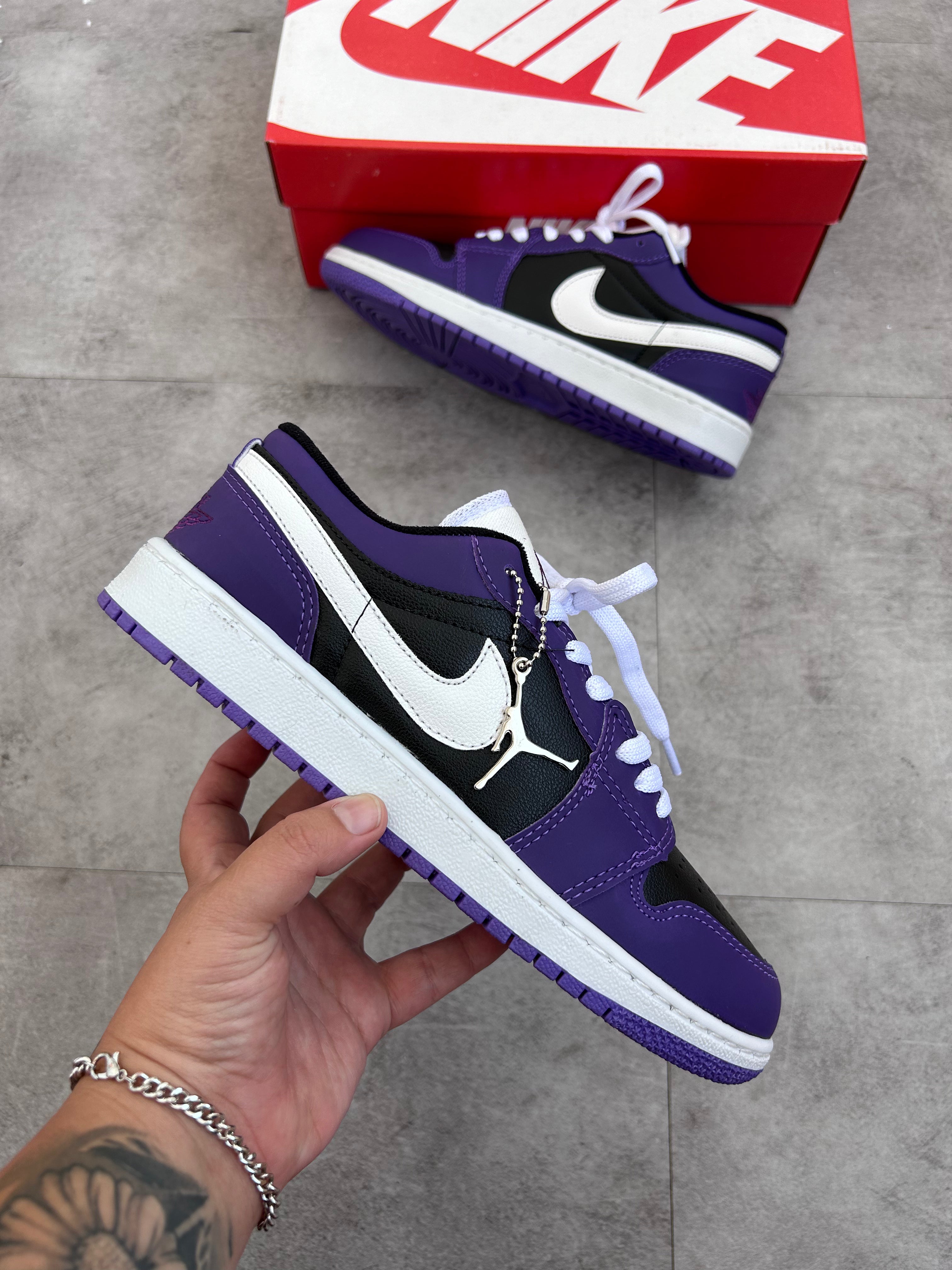 Air Jordan 1 Low Court Purple