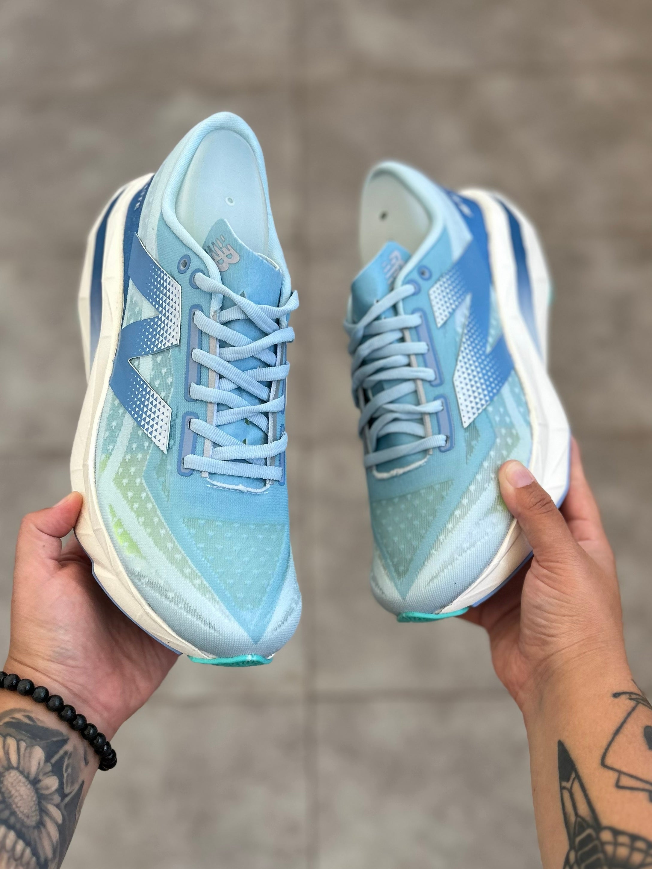 New Balance FuelCell SuperComp Elite v5 - Blue/White
