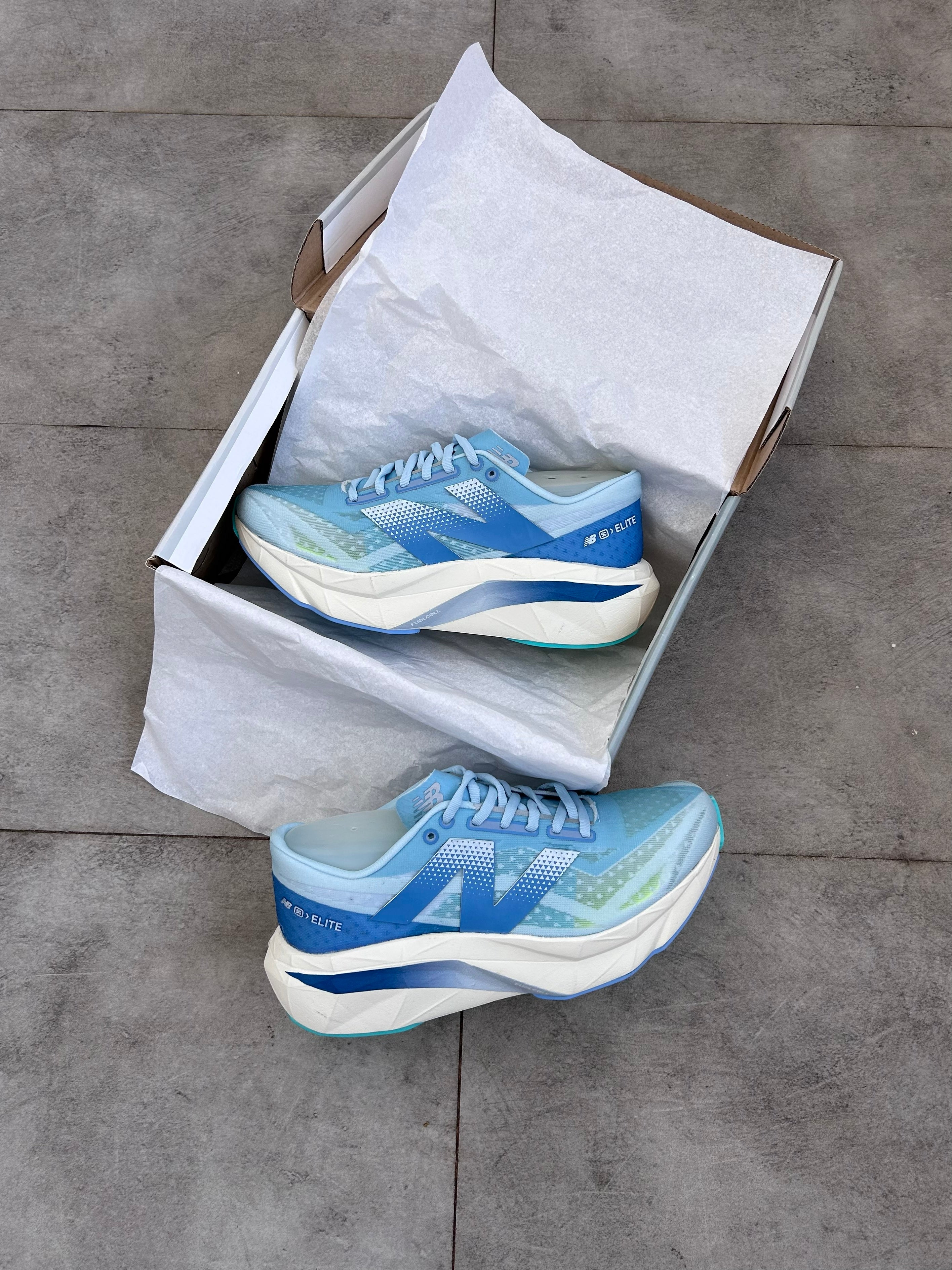 New Balance FuelCell SuperComp Elite v5 - Blue/White