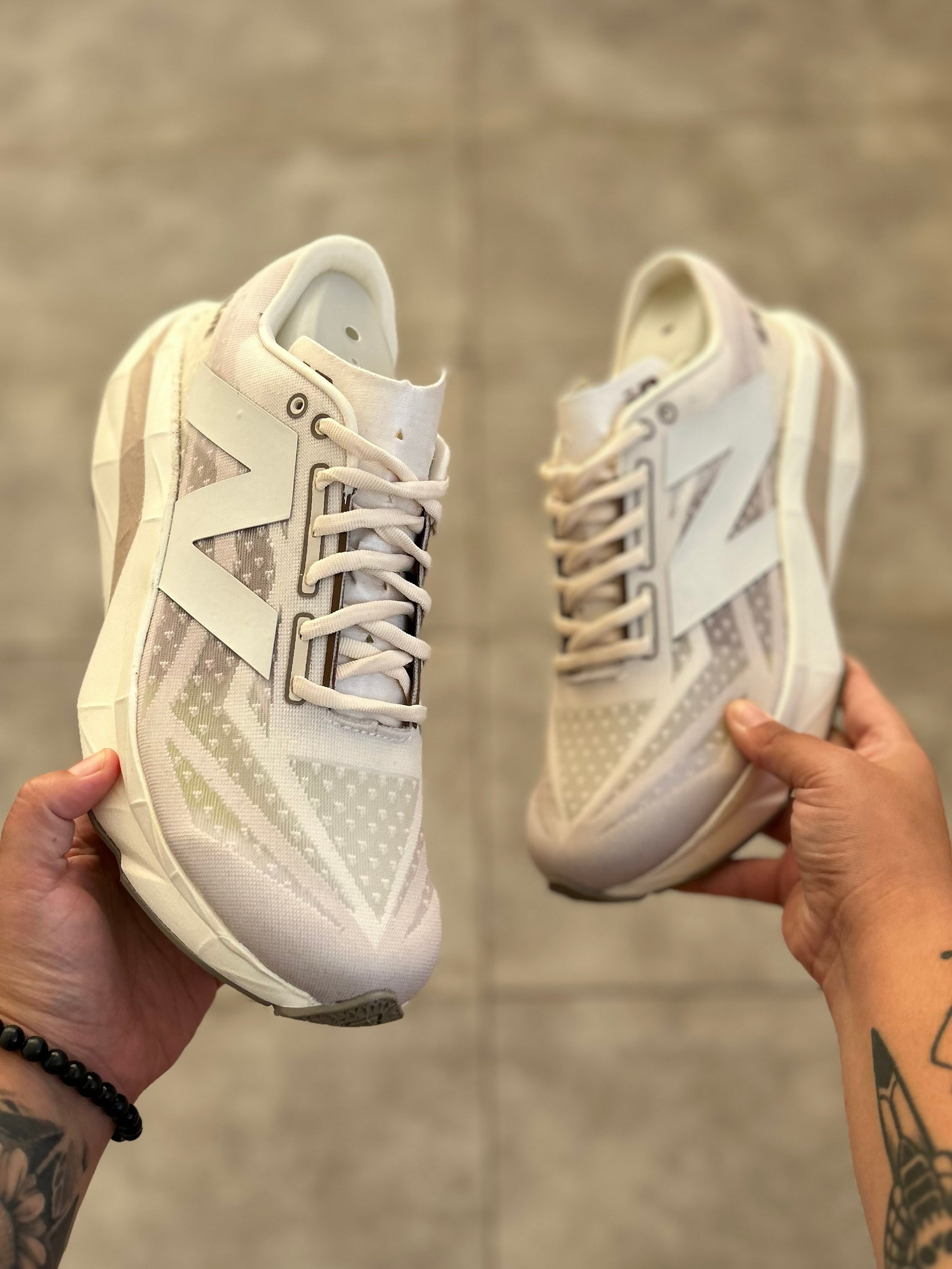New Balance FuelCell SuperComp Elite v5 - White/Ice Pink