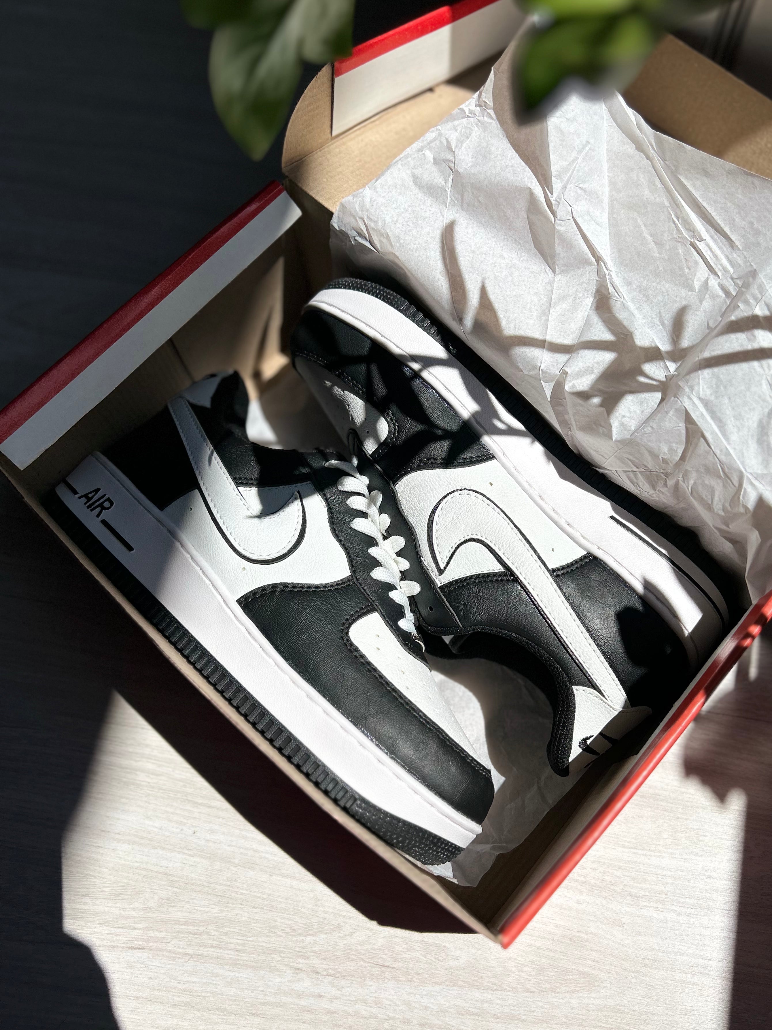 Nike Air Force 1 ’07 White/Black Mini Swoosh ( Panda Inverse )