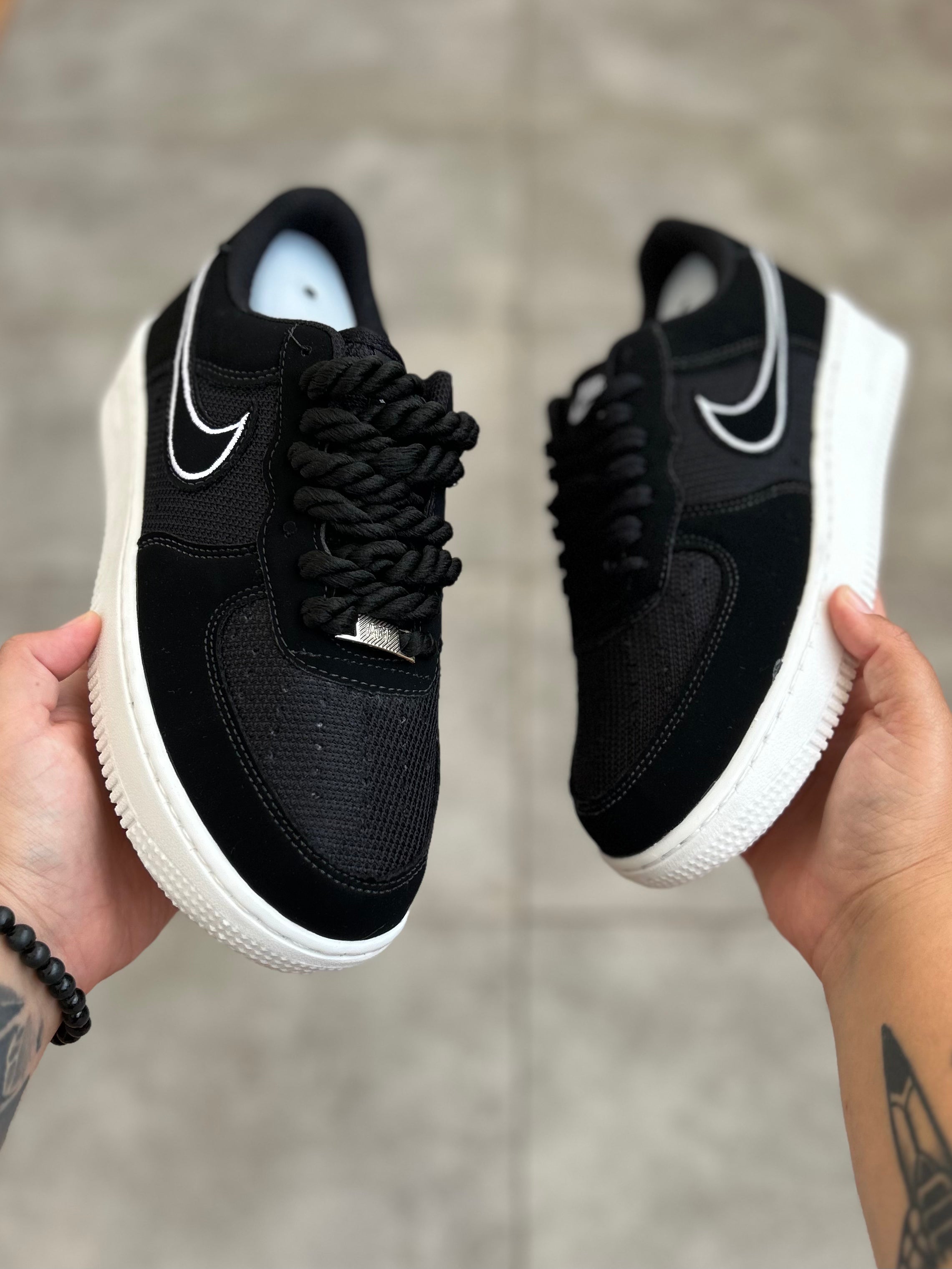 Nike Air Force 1 ’07 - LV8 Black/White Outline Swoosh
