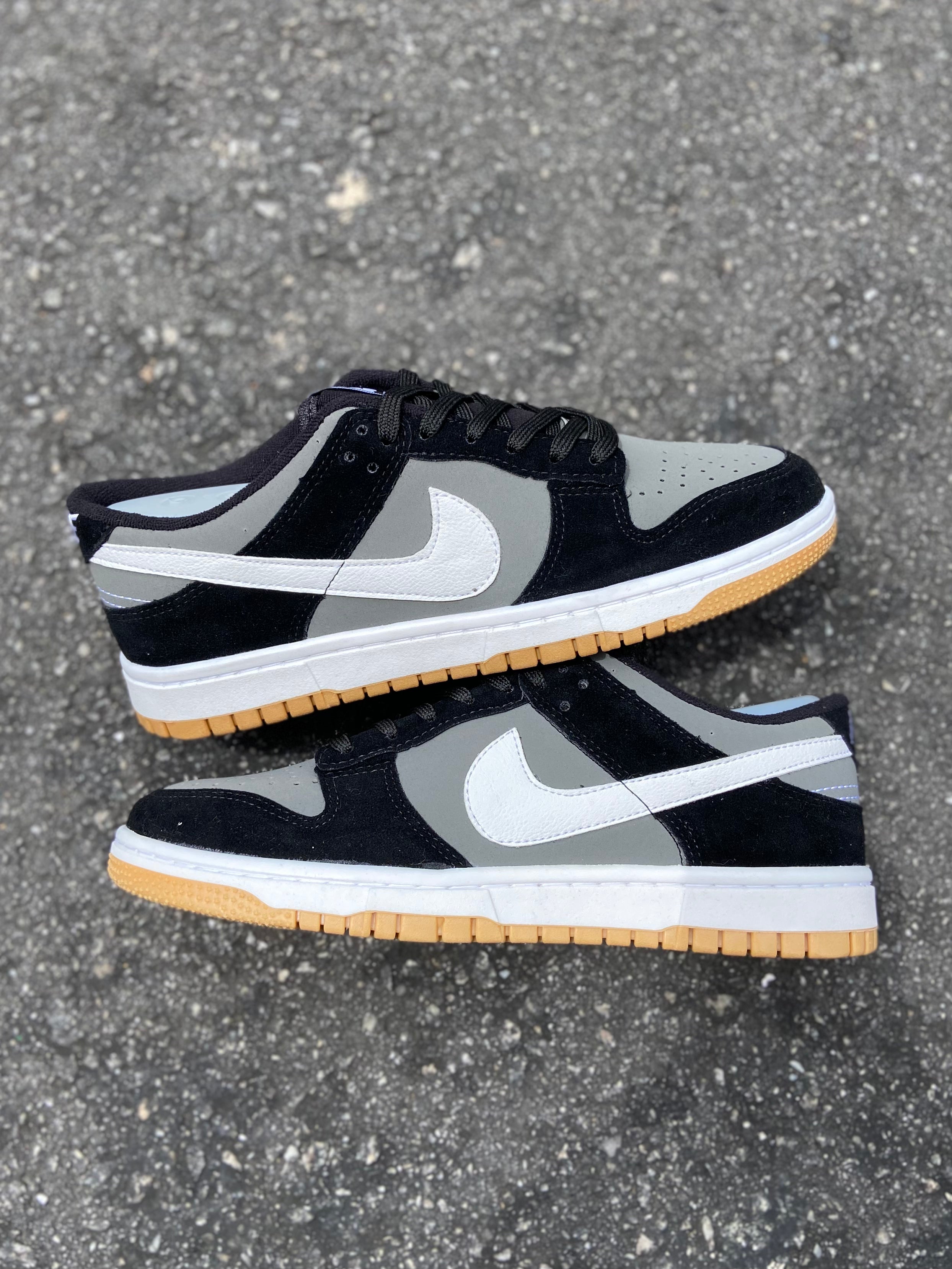 Nike Dunk Low - Black Grey Gum