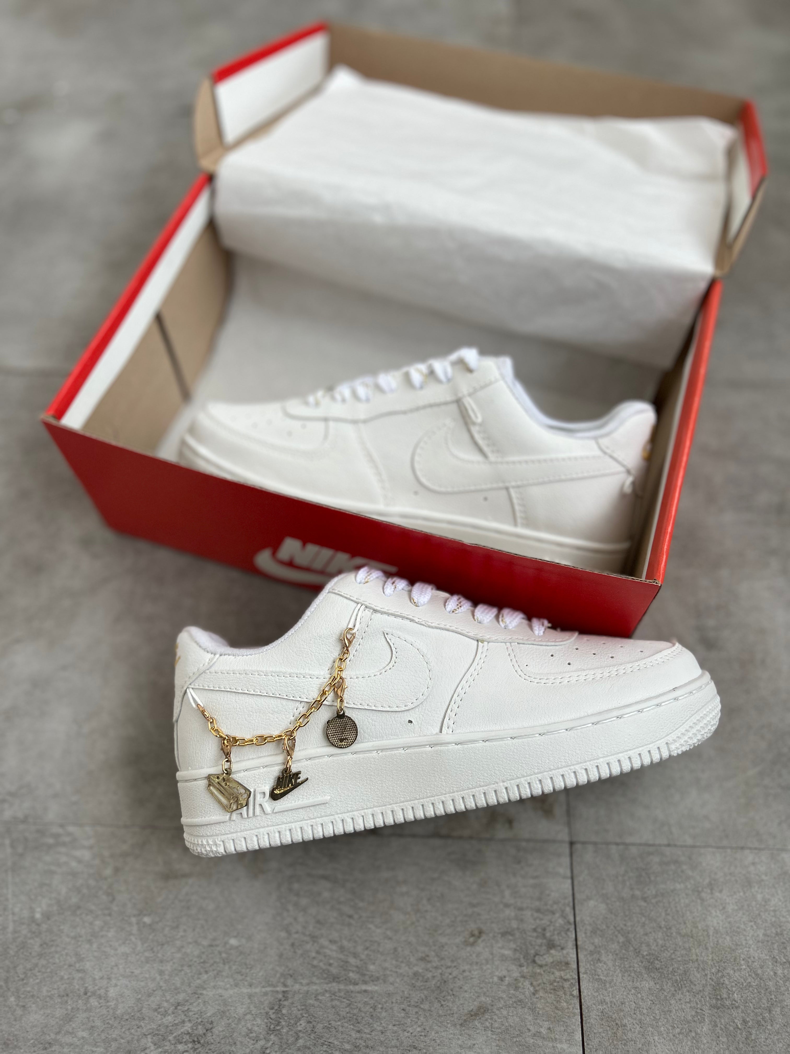 Nike Air Force 1 ’07 - LX “Lucky Charms” White/Gold