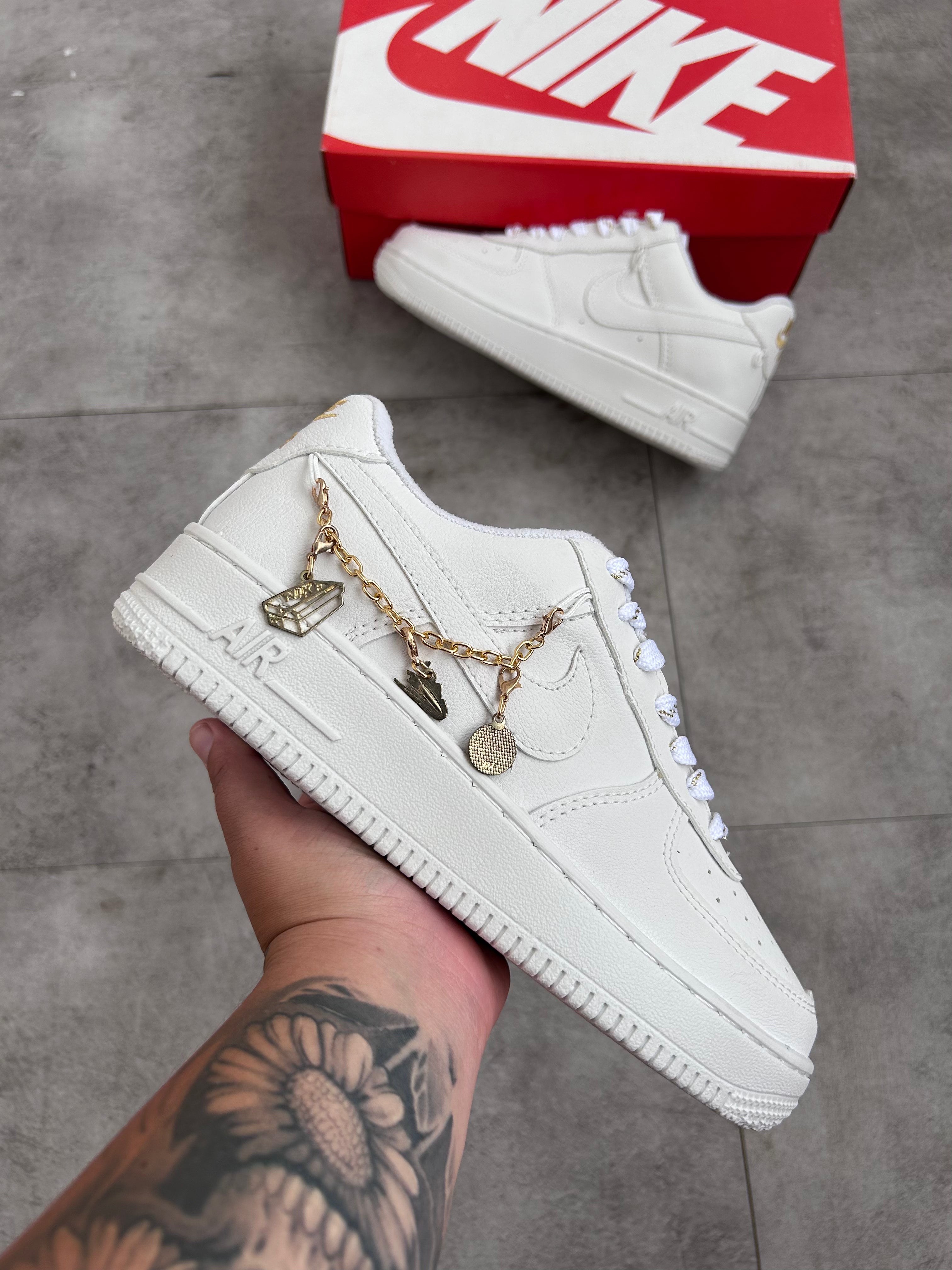 Nike Air Force 1 ’07 - LX “Lucky Charms” White/Gold