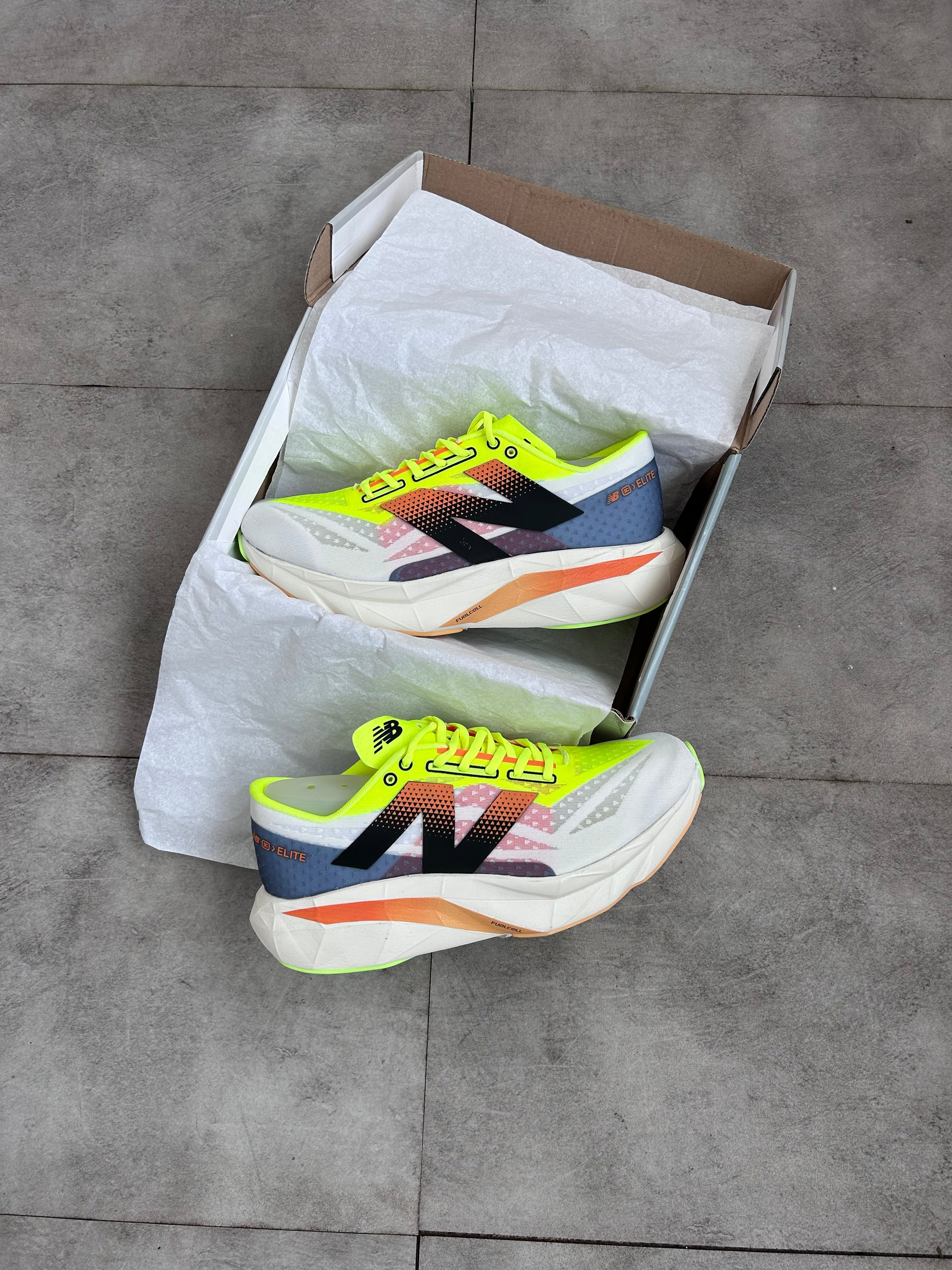 New Balance FuelCell SuperComp Elite v5 - Neon Pack