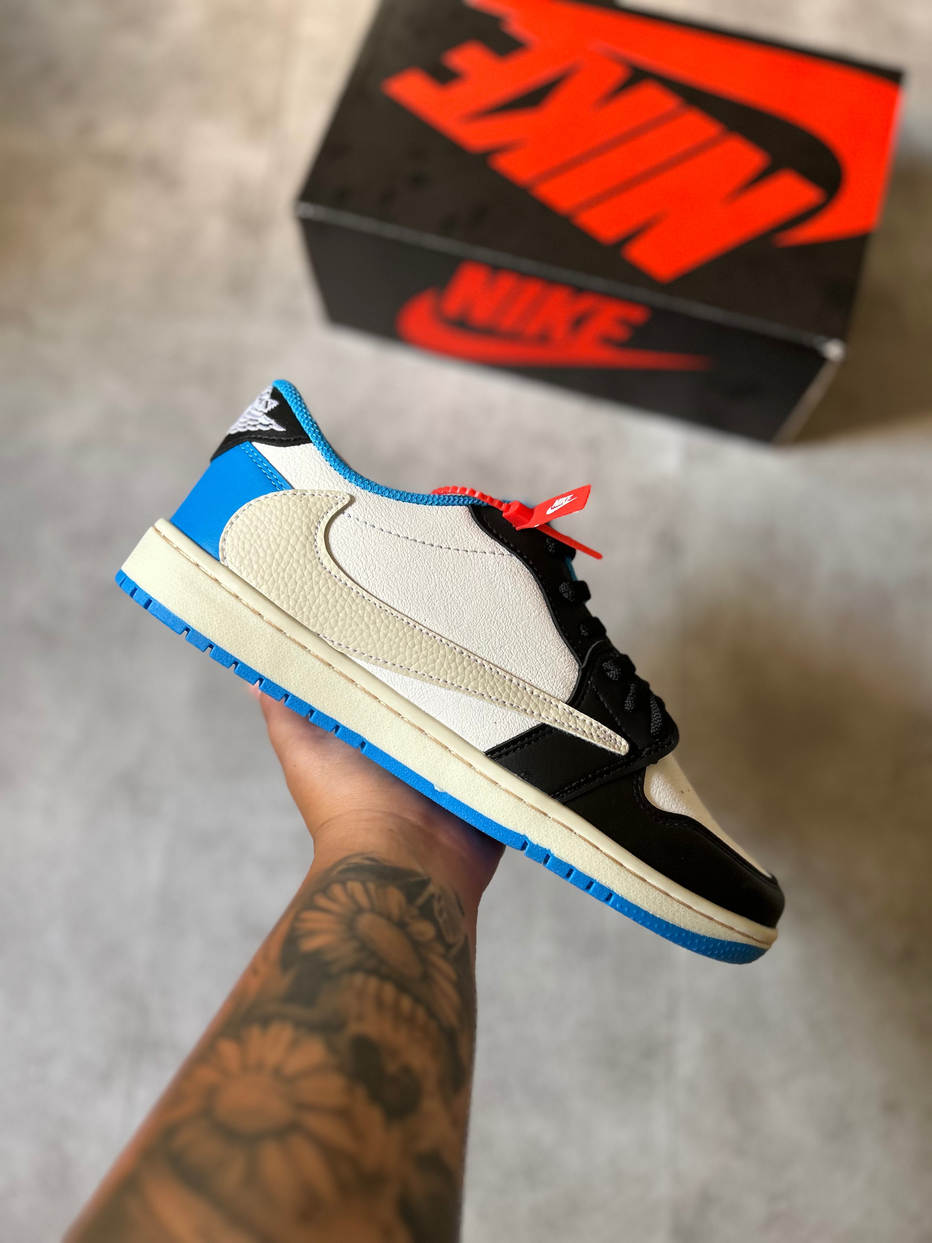 Air Jordan 1 Low OG x Travis Scott x Fragment