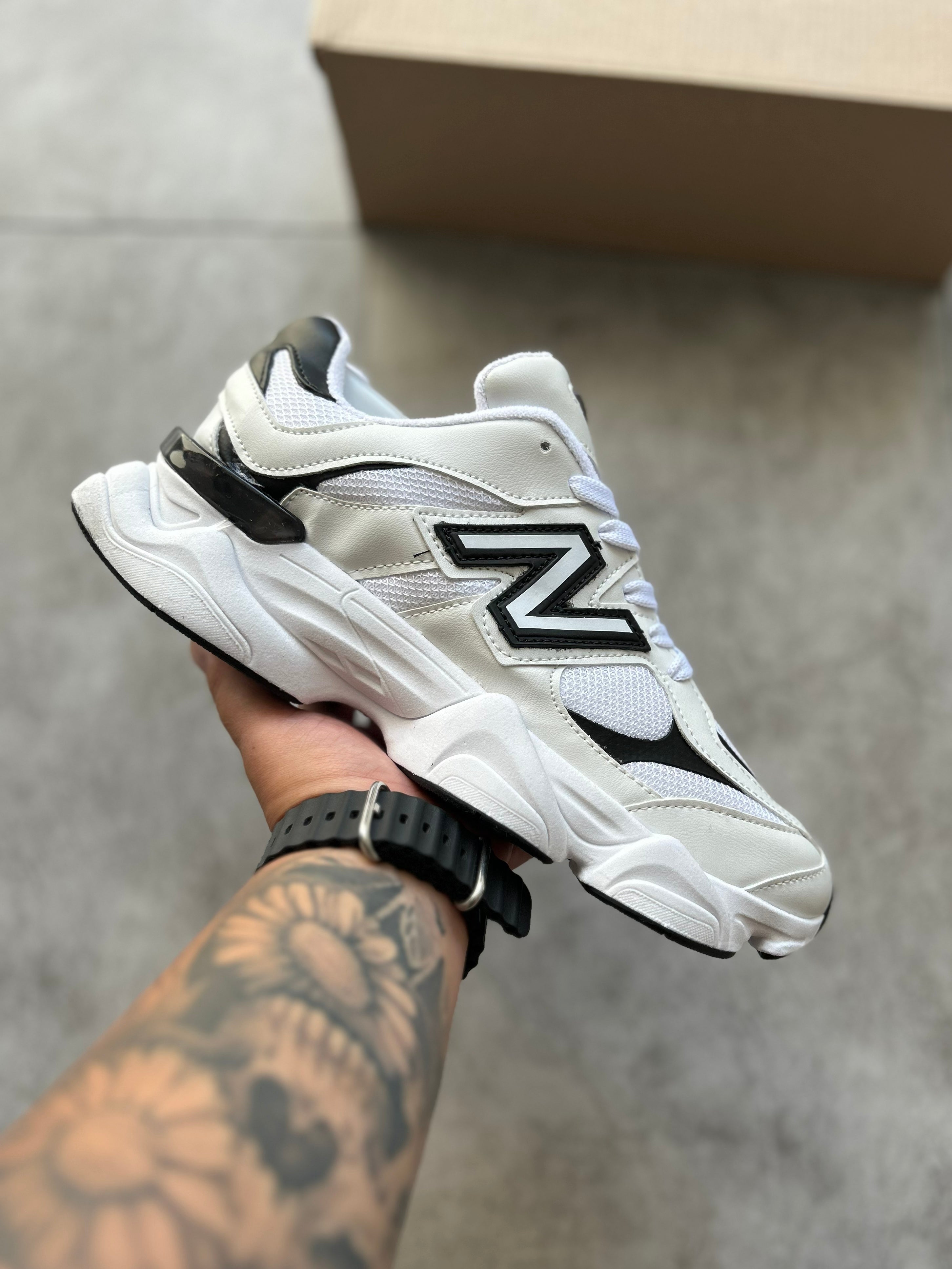 New Balance 9060 - White Black