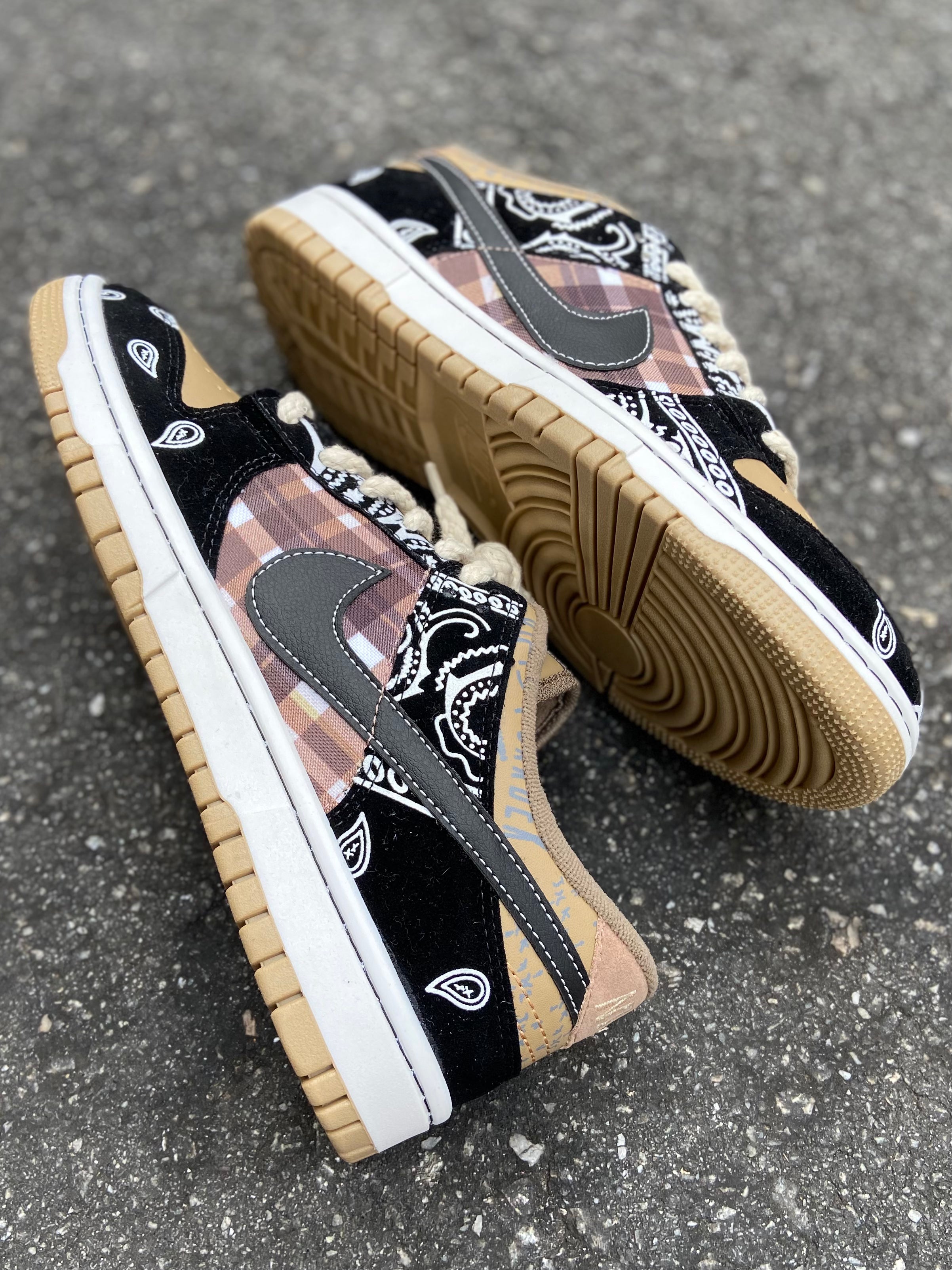 Nike SB Dunk Low - Cactus Jack ( Travis Scott )