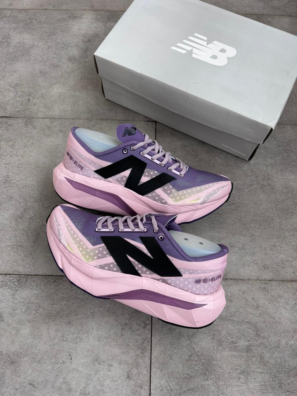 New Balance FuelCell SuperComp Elite v5 - Purple/Pink