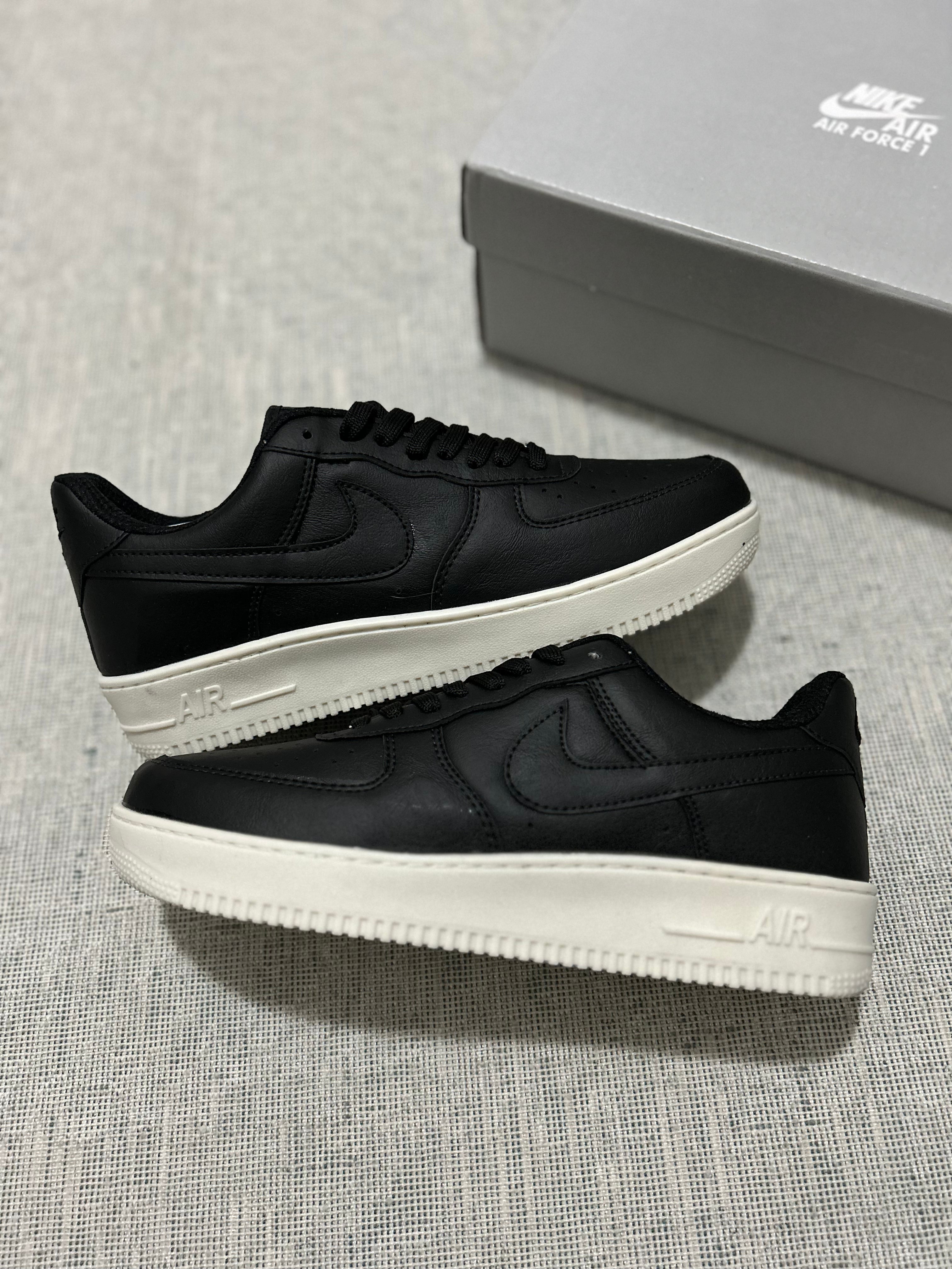 Nike Air Force 1 ’07 - Black/Black Sail