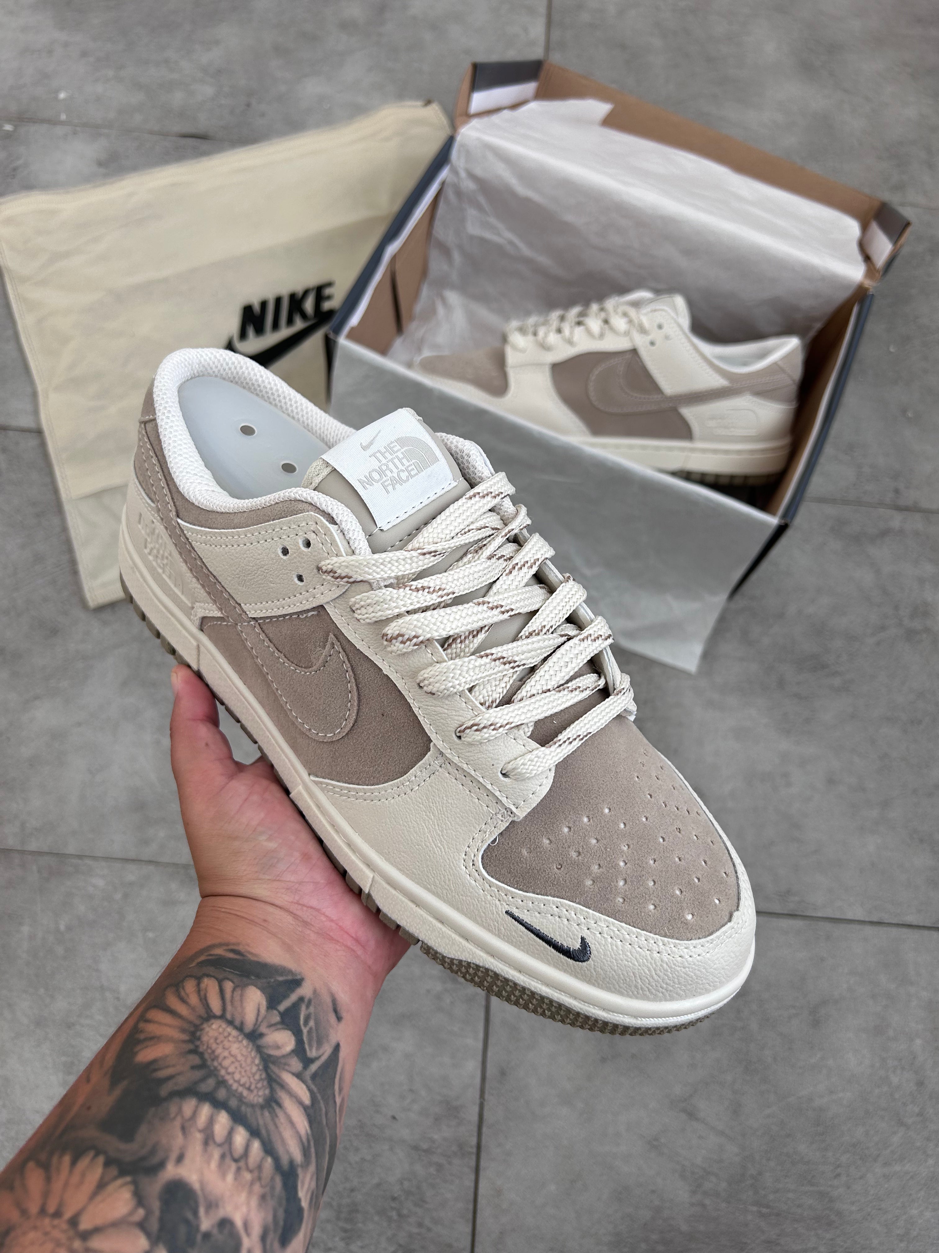 Nike Dunk Low x The North Face - Sand Stone