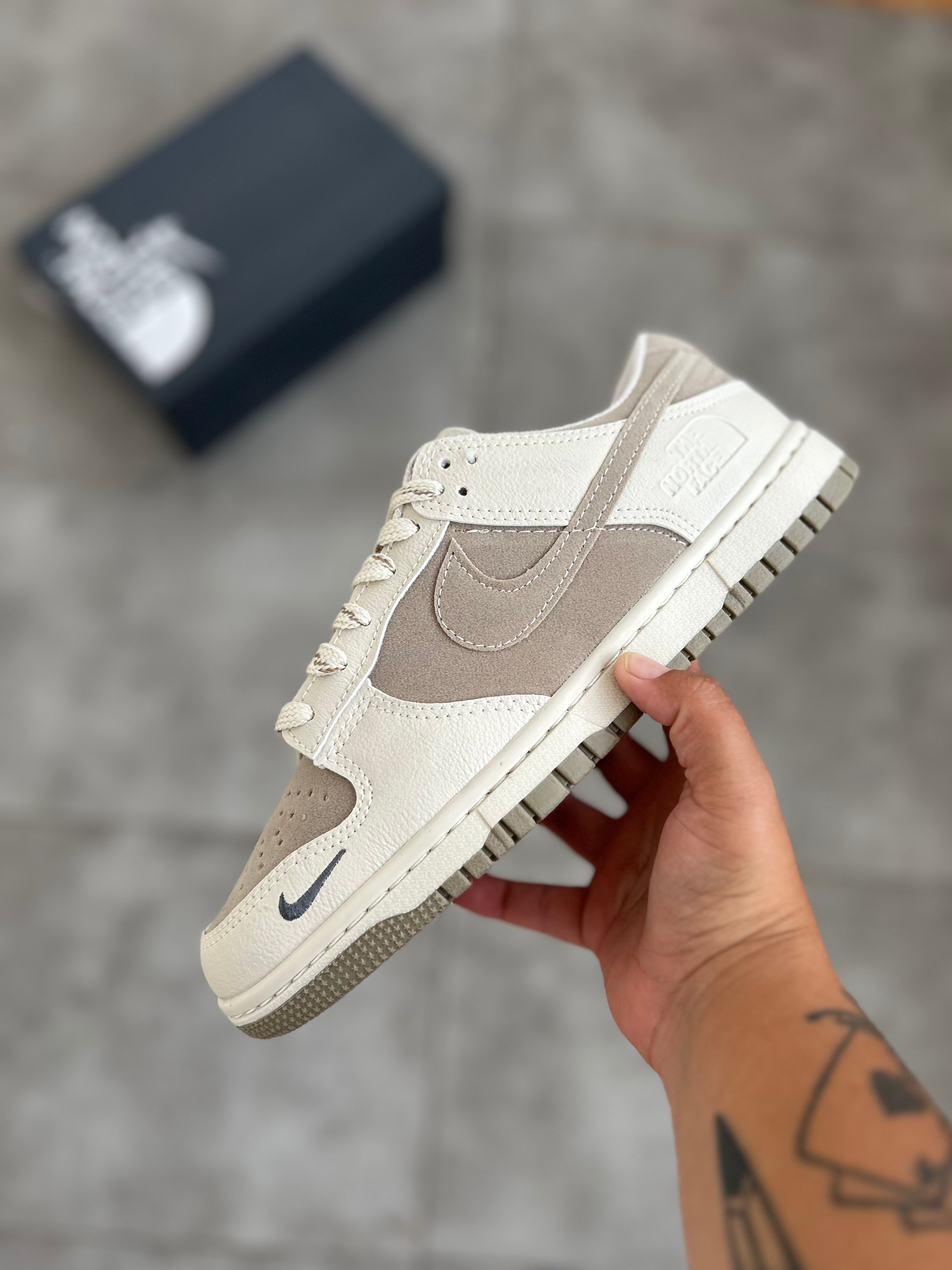 Nike Dunk Low x The North Face - Sand Stone