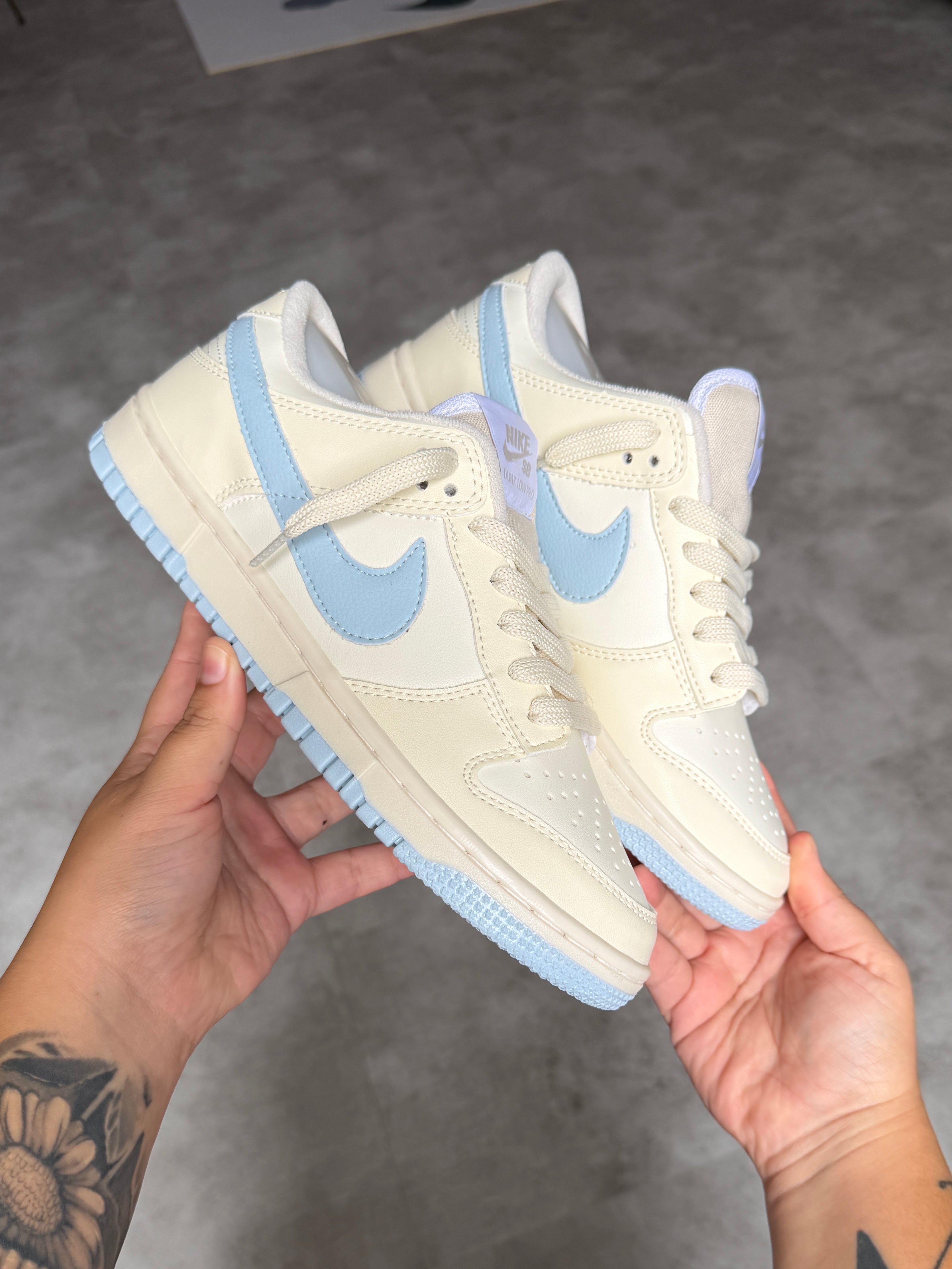 Nike SB Dunk Low Pro - White Gum / Glacier Blue